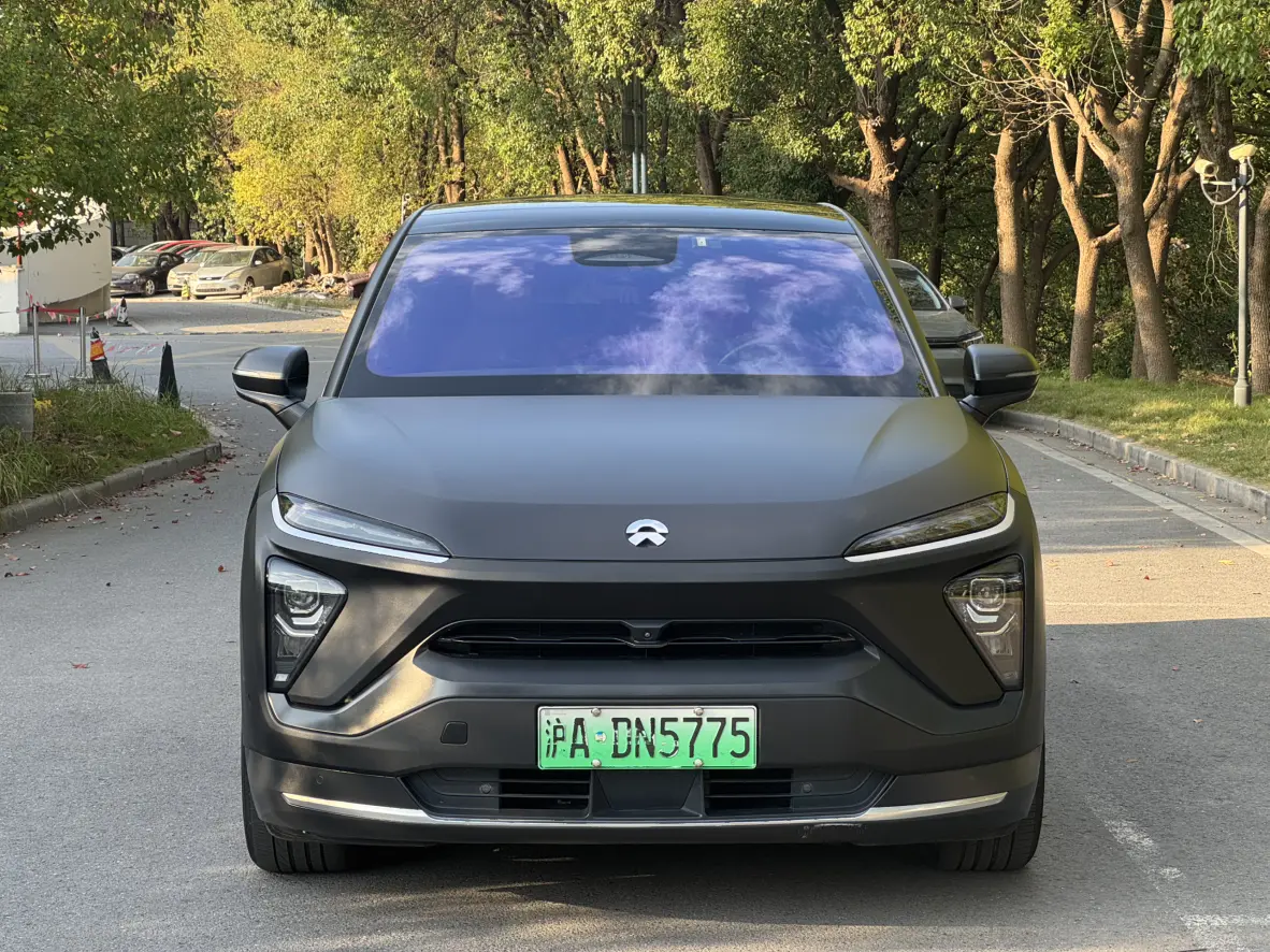 NIO EC6  из Китая