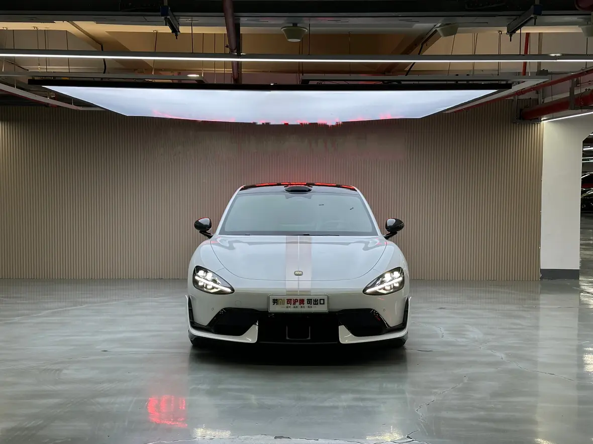 Xiaomi car Xiaomi SU7 Ultra  из Китая