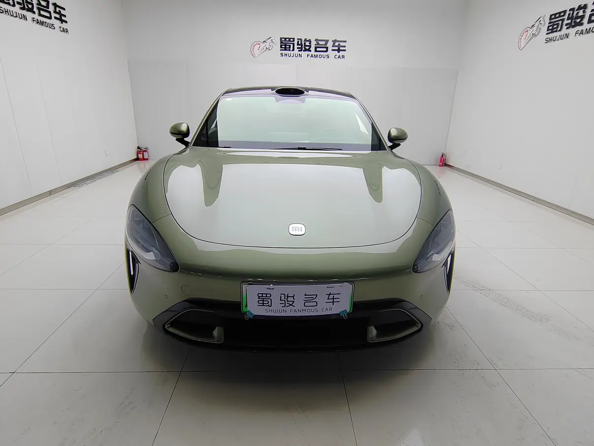 Xiaomi car Xiaomi SU7  из Китая