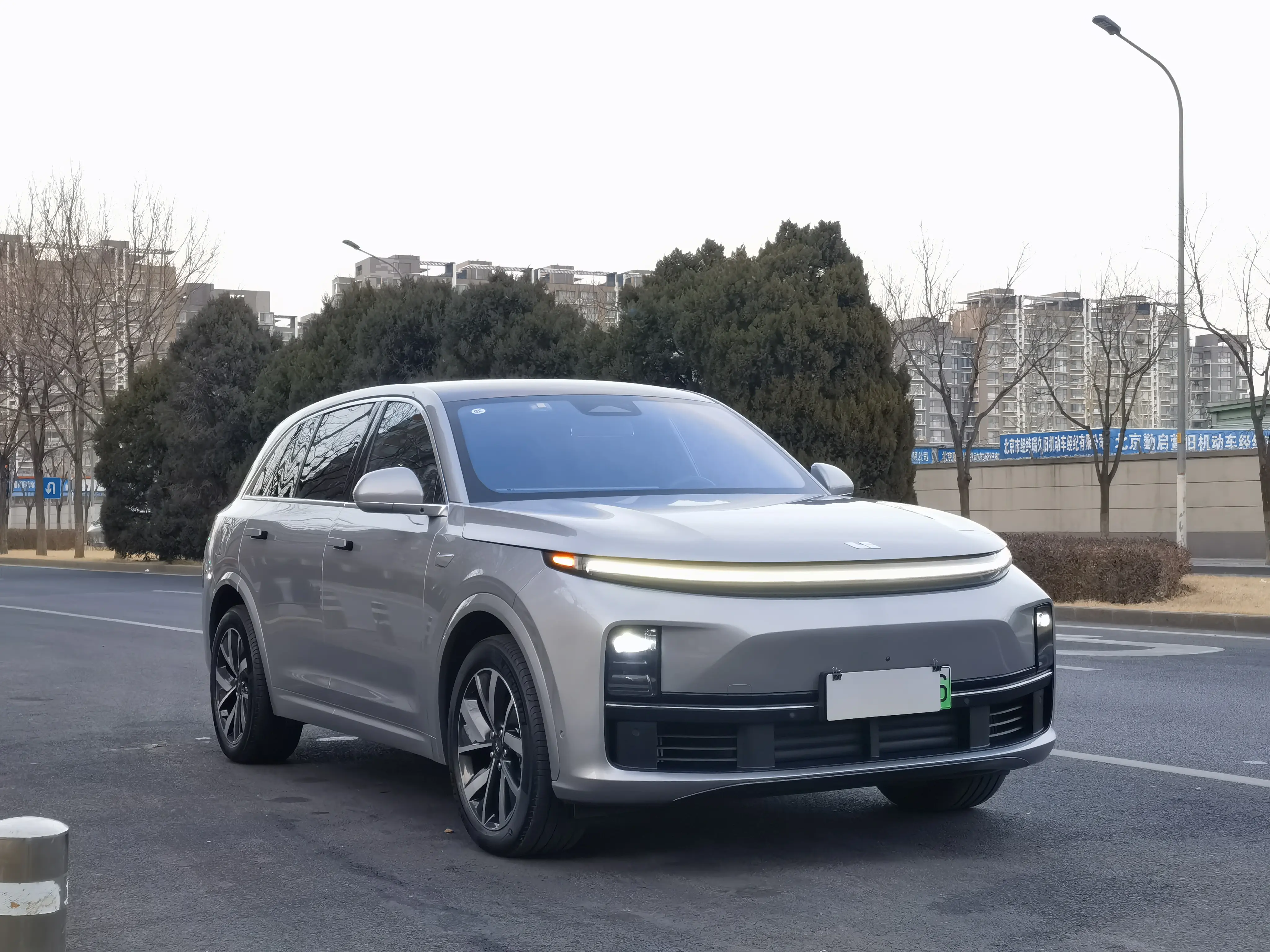 Li L7 (Ideal L7)  из Китая