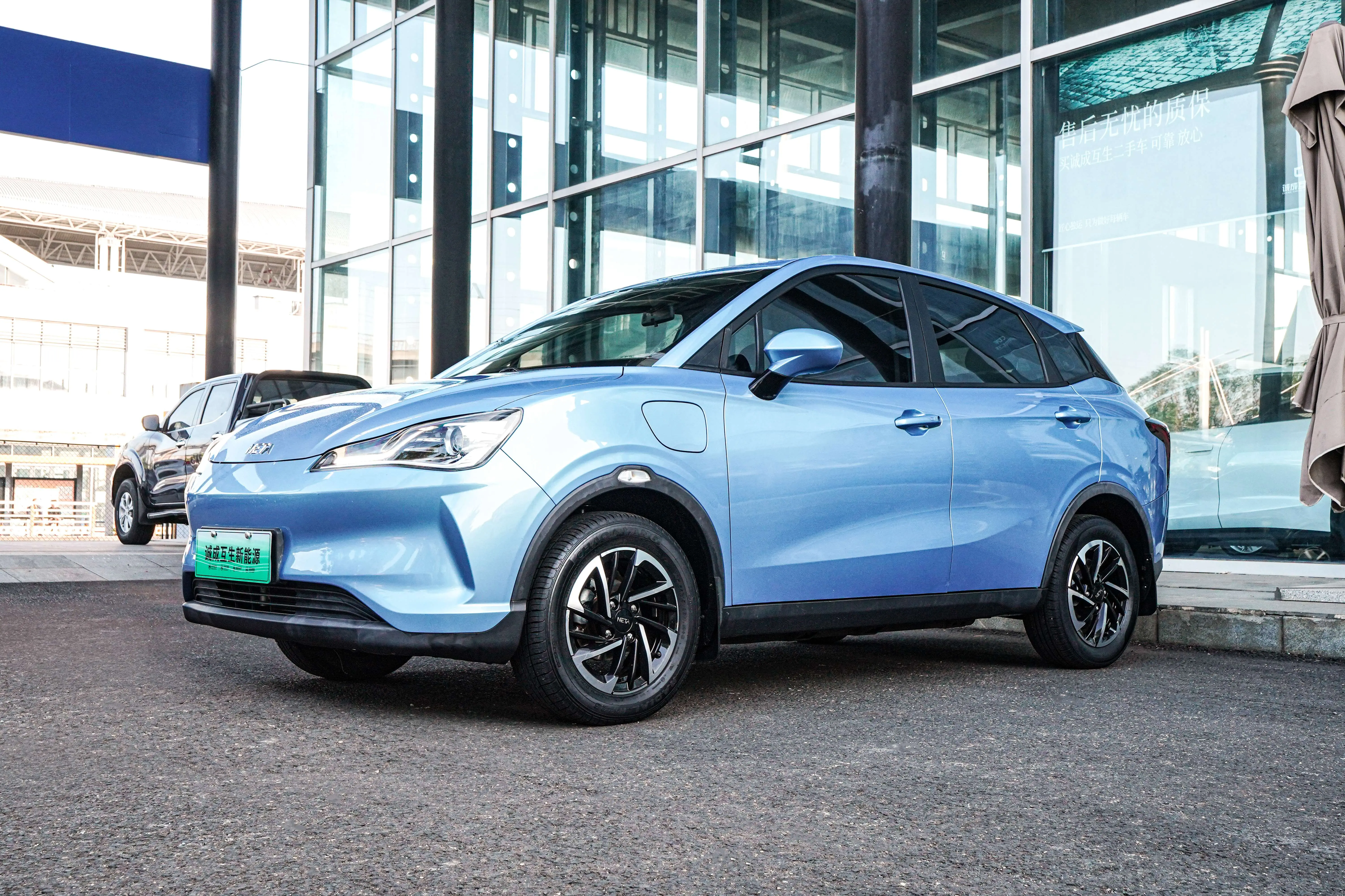 NETA Nezha V  из Китая