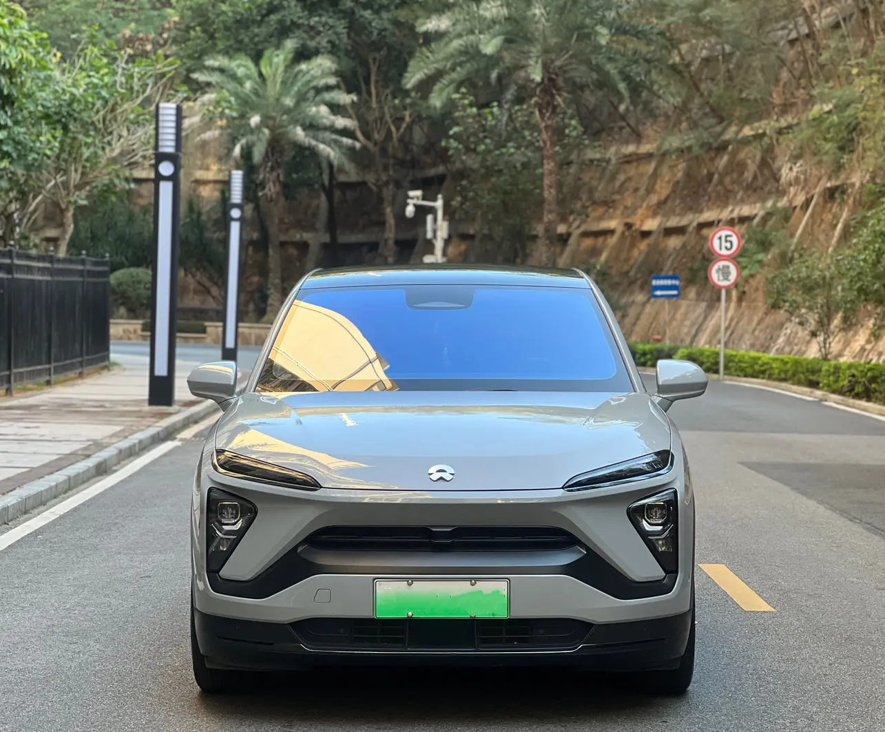 NIO EC6  из Китая