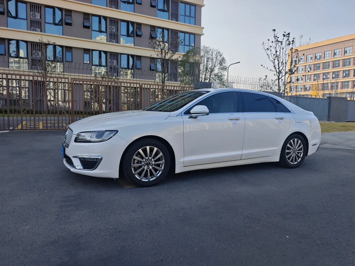 Lincoln MKZ  из Китая