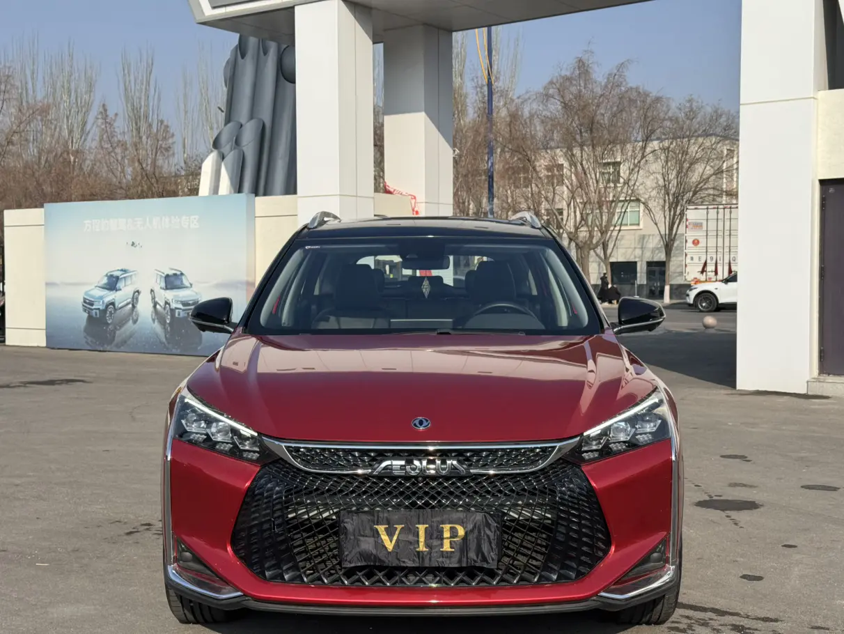 Dongfeng Yixuan GS  из Китая