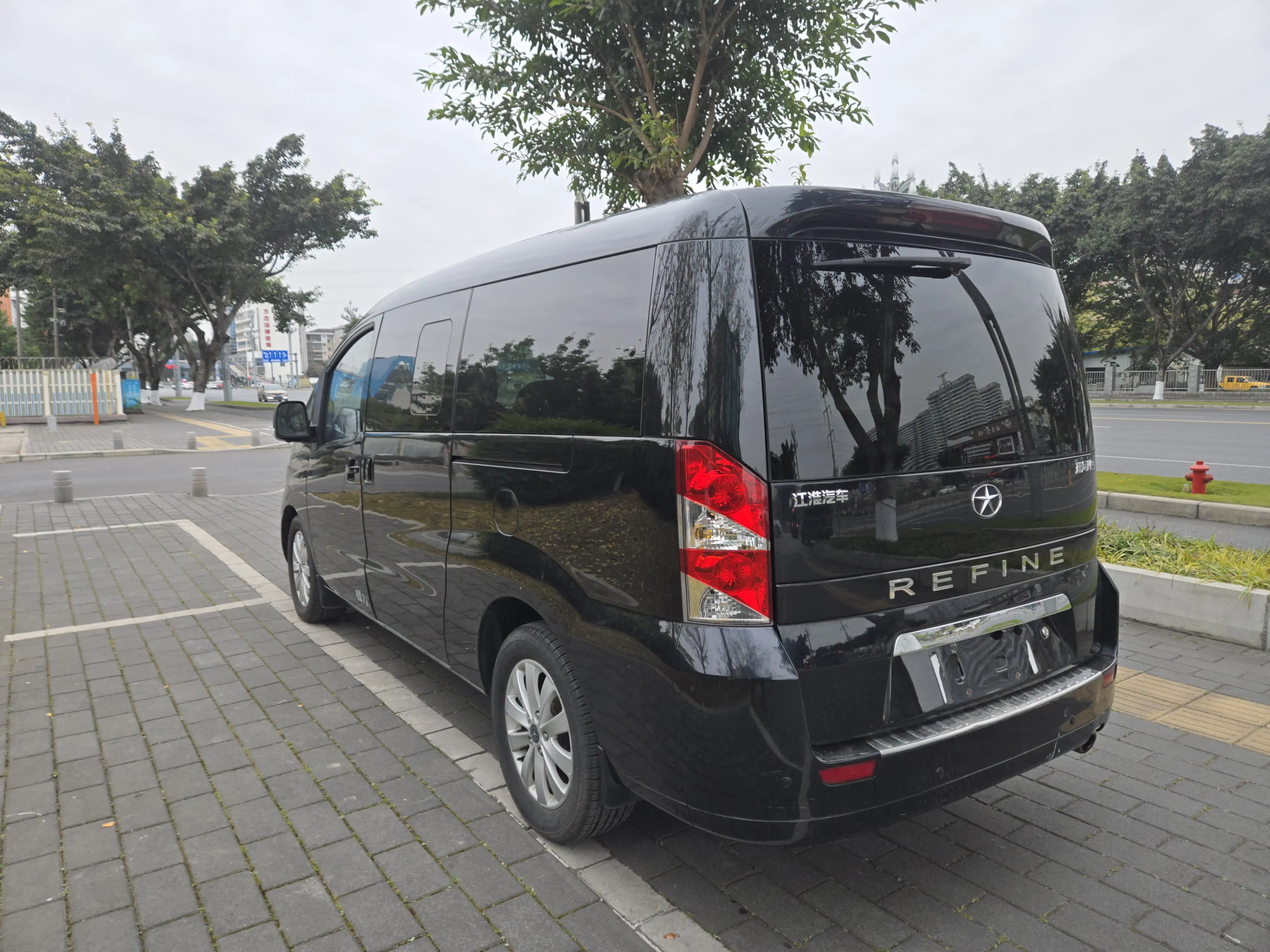 Jiangxi Ruifeng M5  из Китая