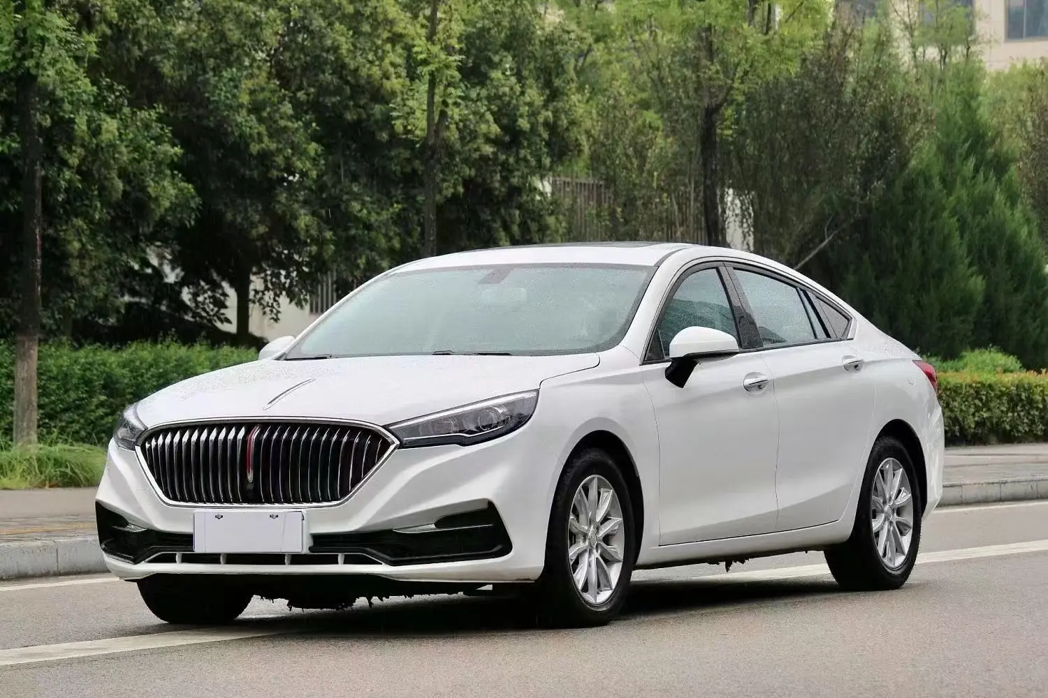 Hongqi H5 classic  из Китая