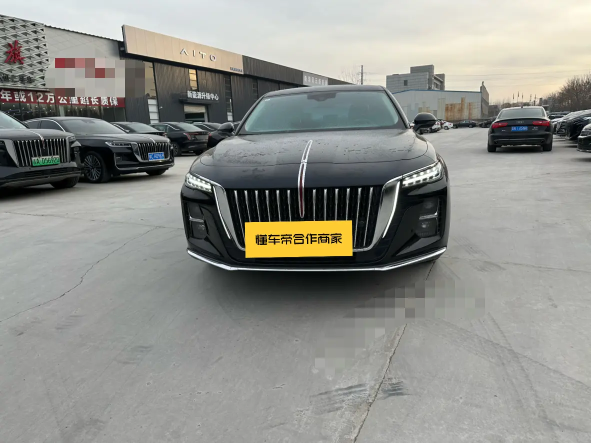 Hongqi H5  из Китая