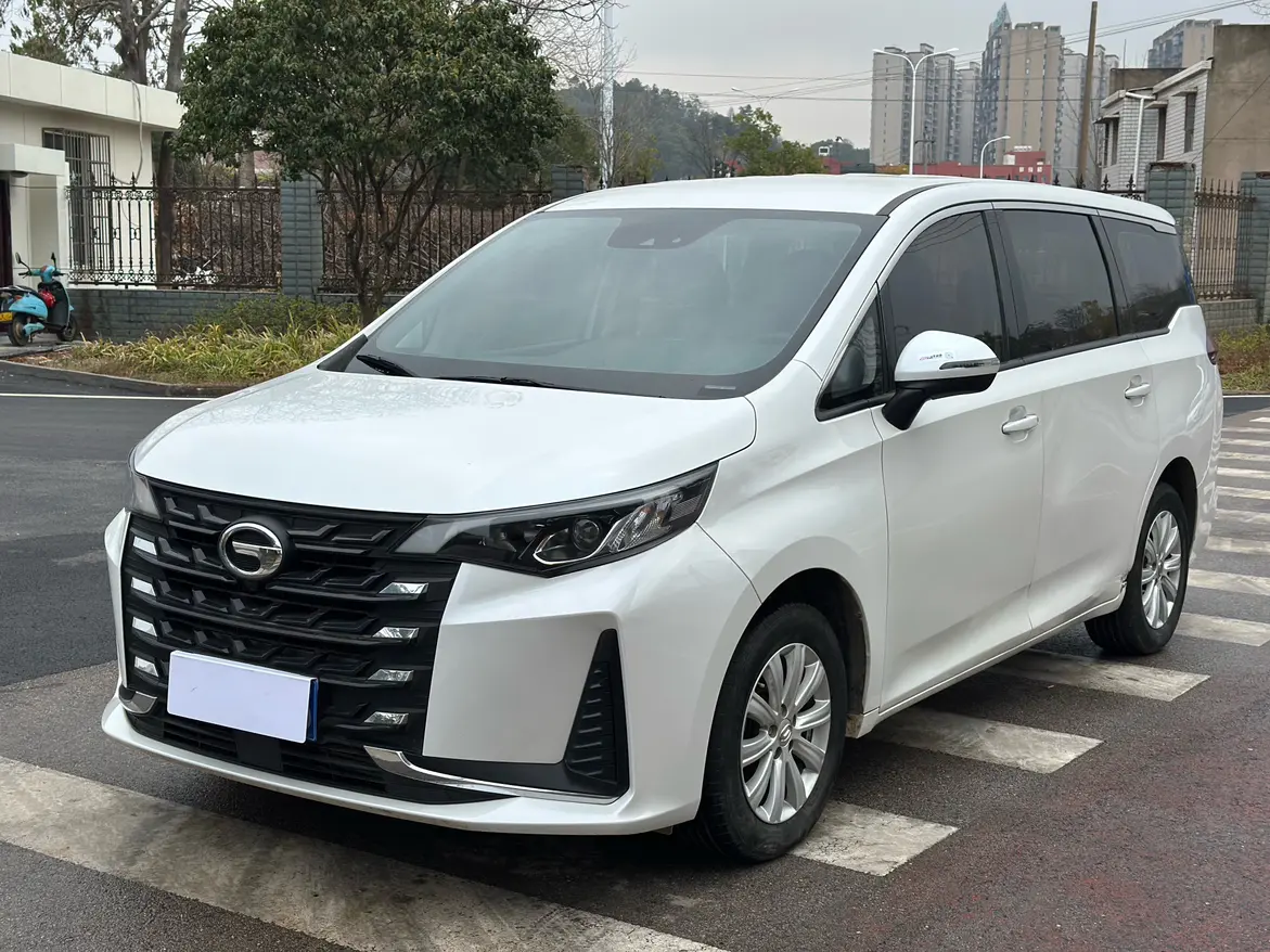 GAC Trumpchi M6  из Китая