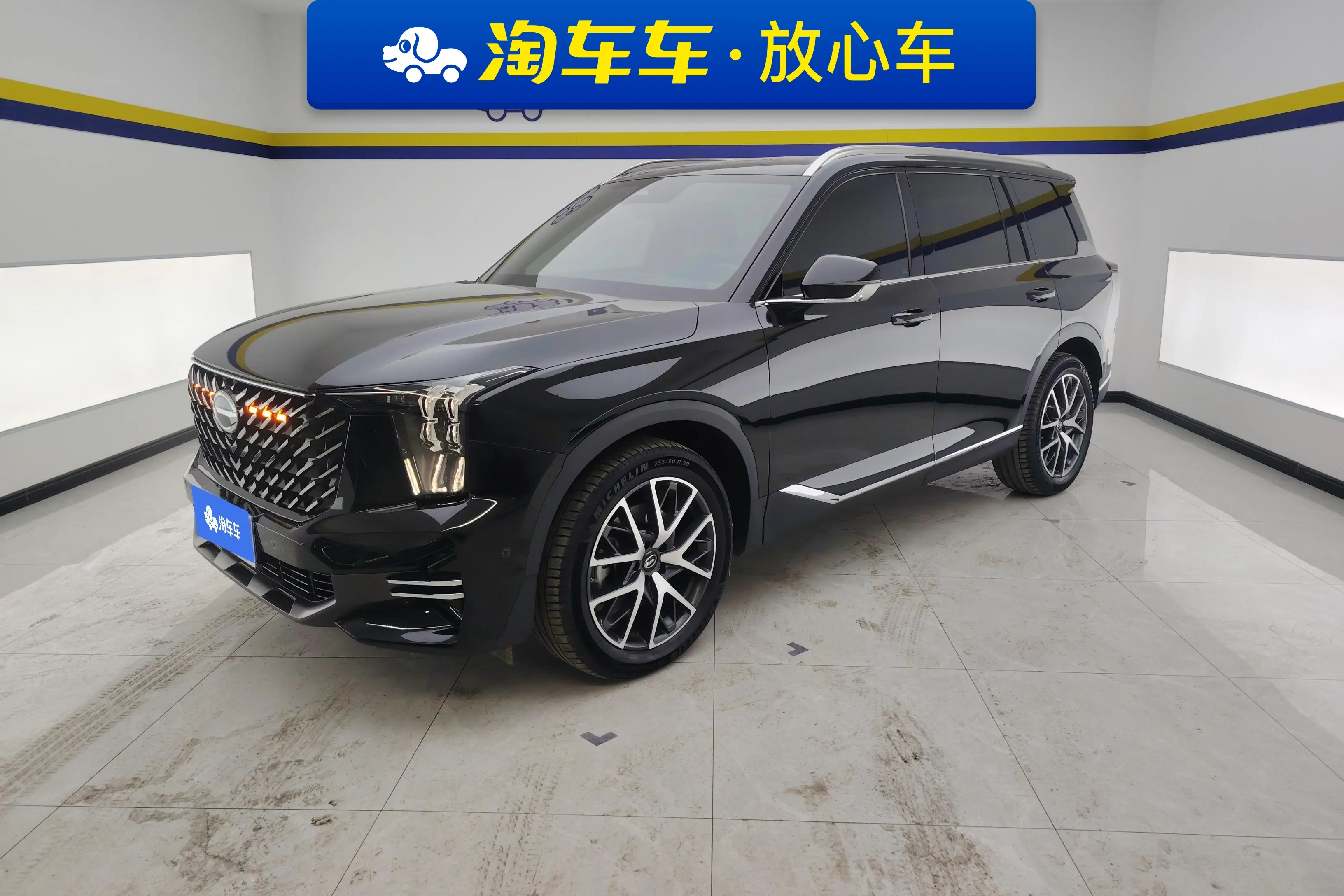 GAC Trumpchi GS8  из Китая