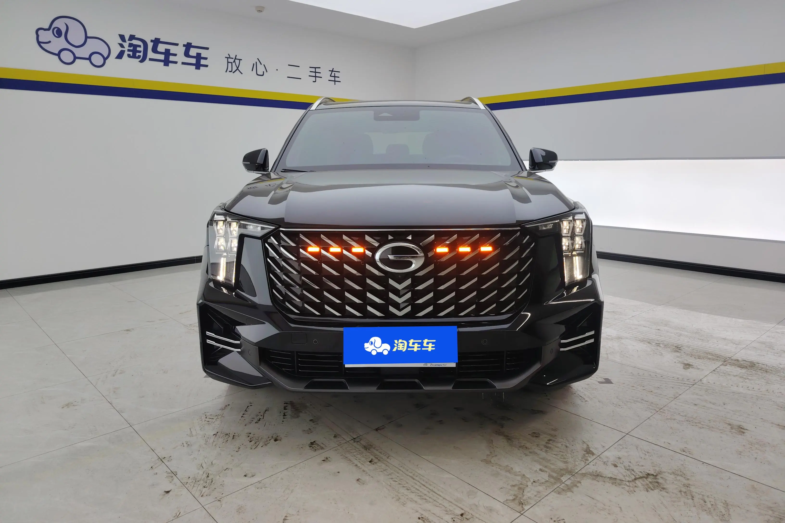 GAC Trumpchi GS8  из Китая