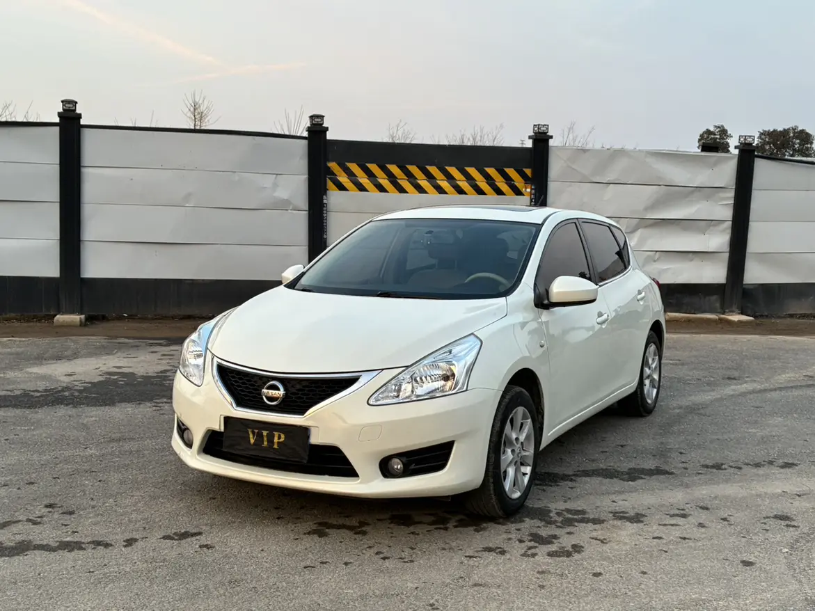 Nissan Tiida  из Китая