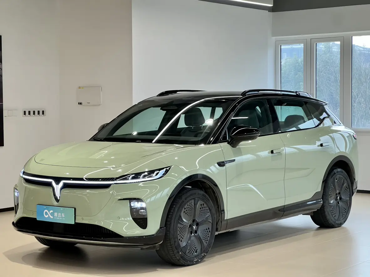 Voyah Courage  из Китая