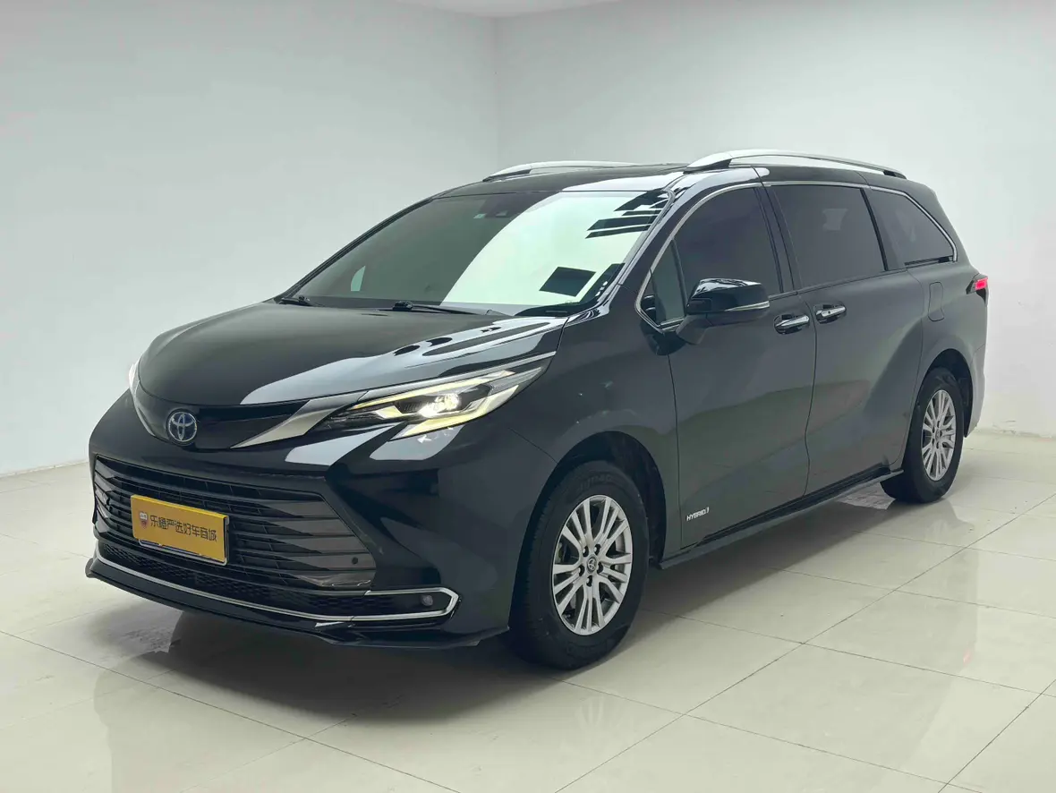 Toyota Sienna  из Китая