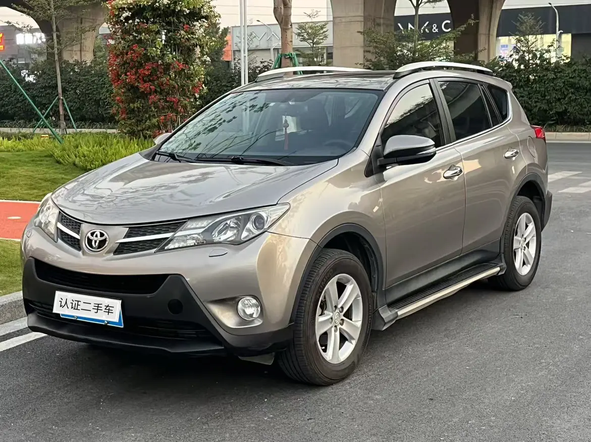 Toyota RAV4  из Китая