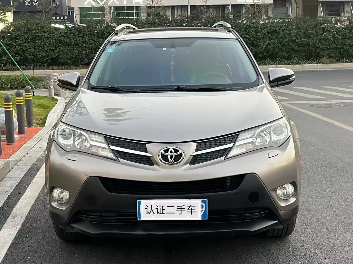 Toyota RAV4  из Китая