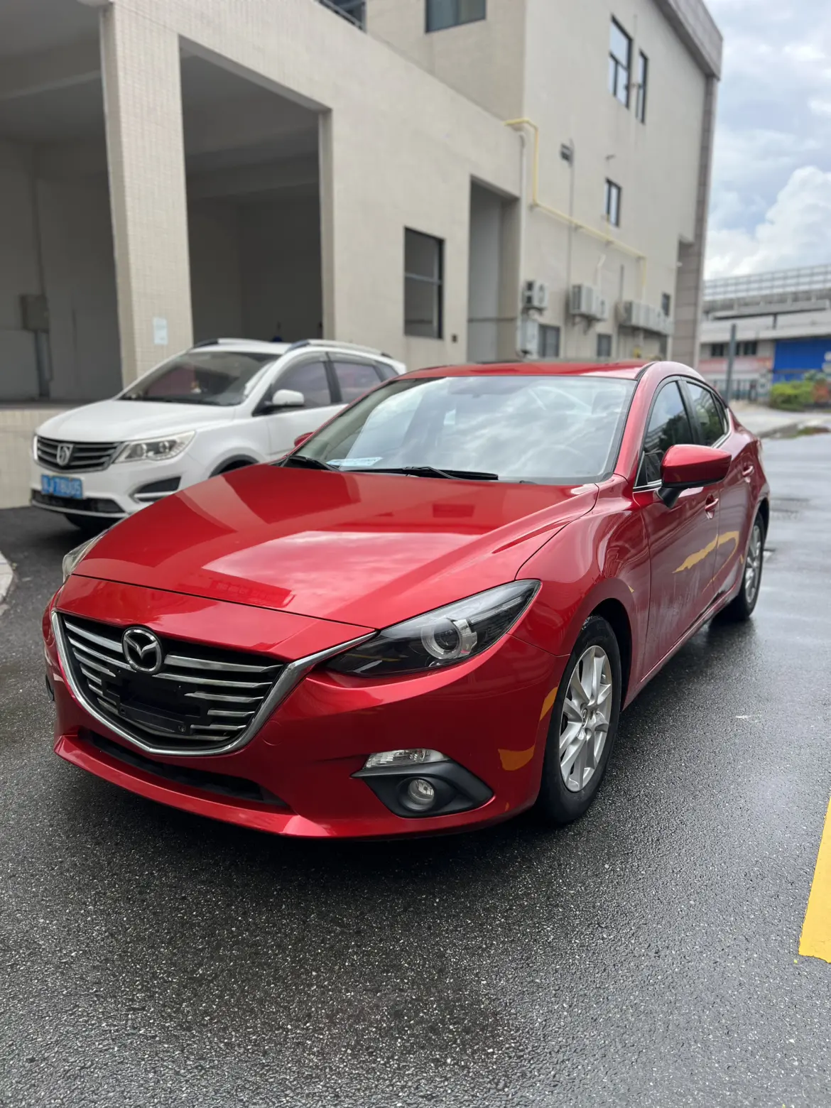 Mazda Axela (Mazda3)  из Китая