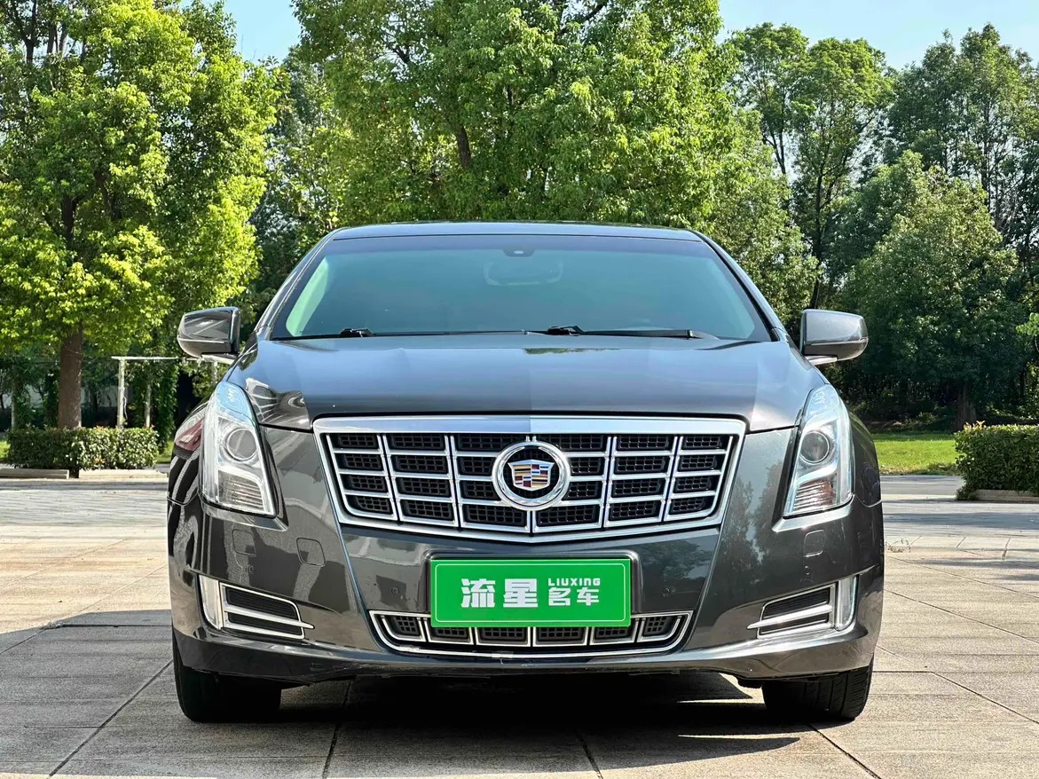 Cadillac XTS  из Китая