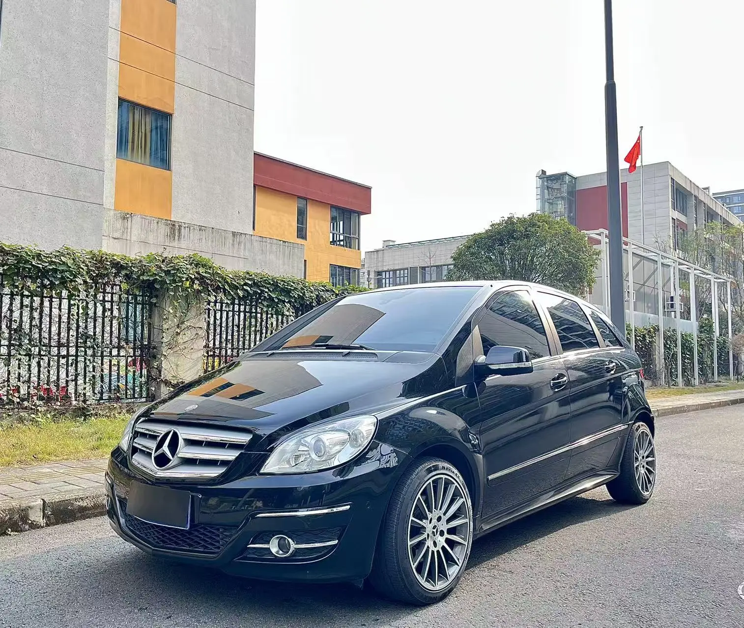 Mercedes-Benz Mercedes Benz B Class  из Китая