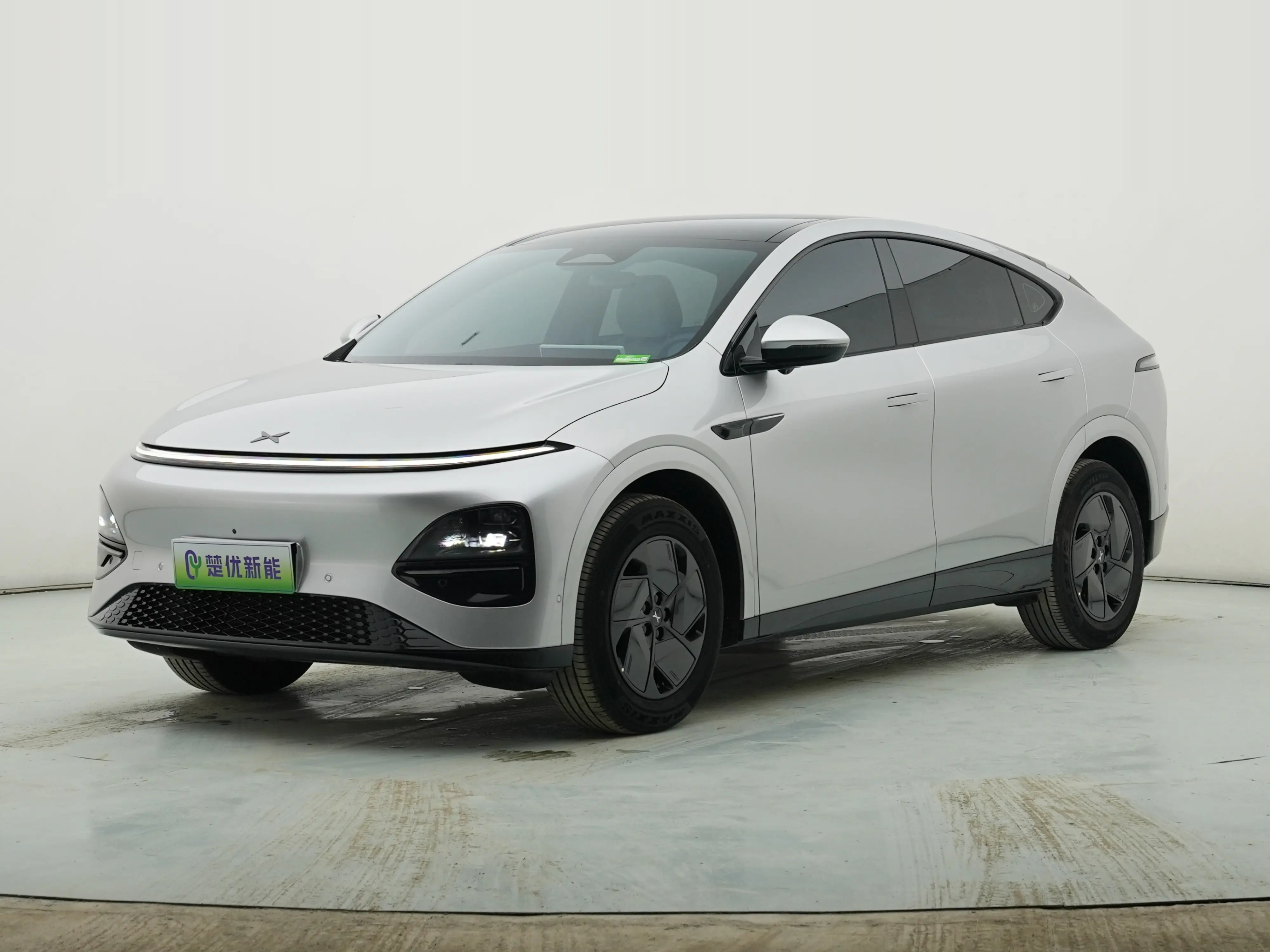 Xpeng G6  из Китая