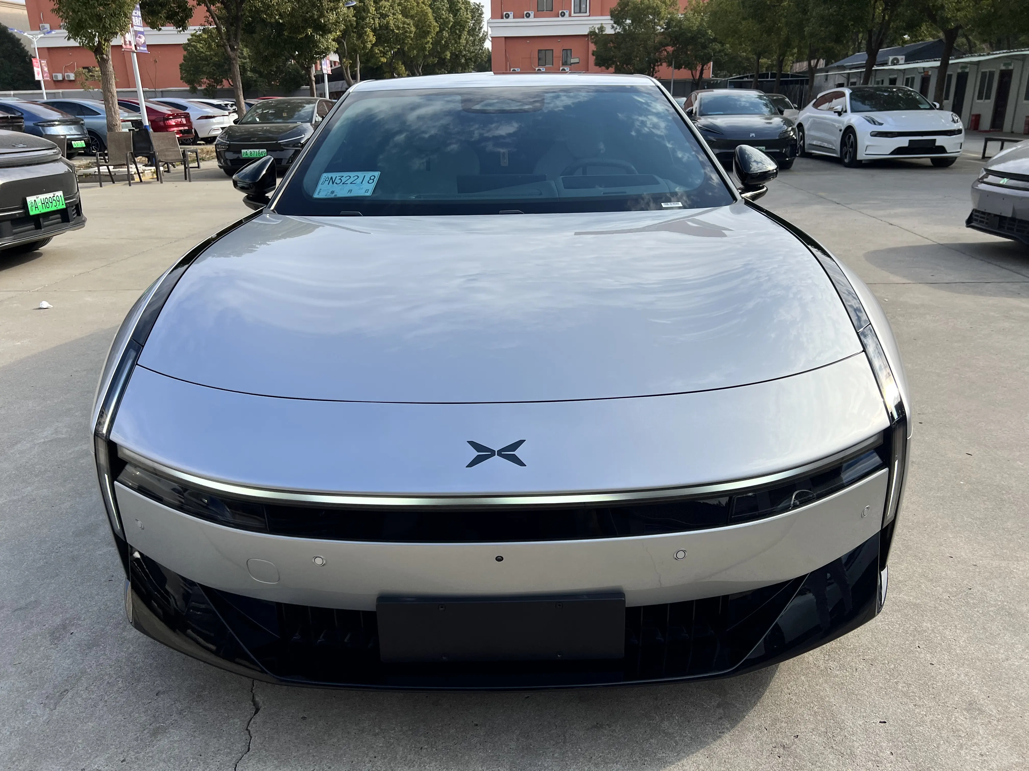 Xpeng P7  из Китая