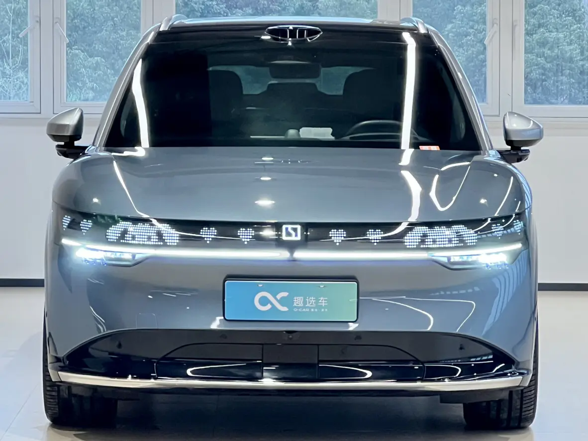 ZEEKR 7X  из Китая