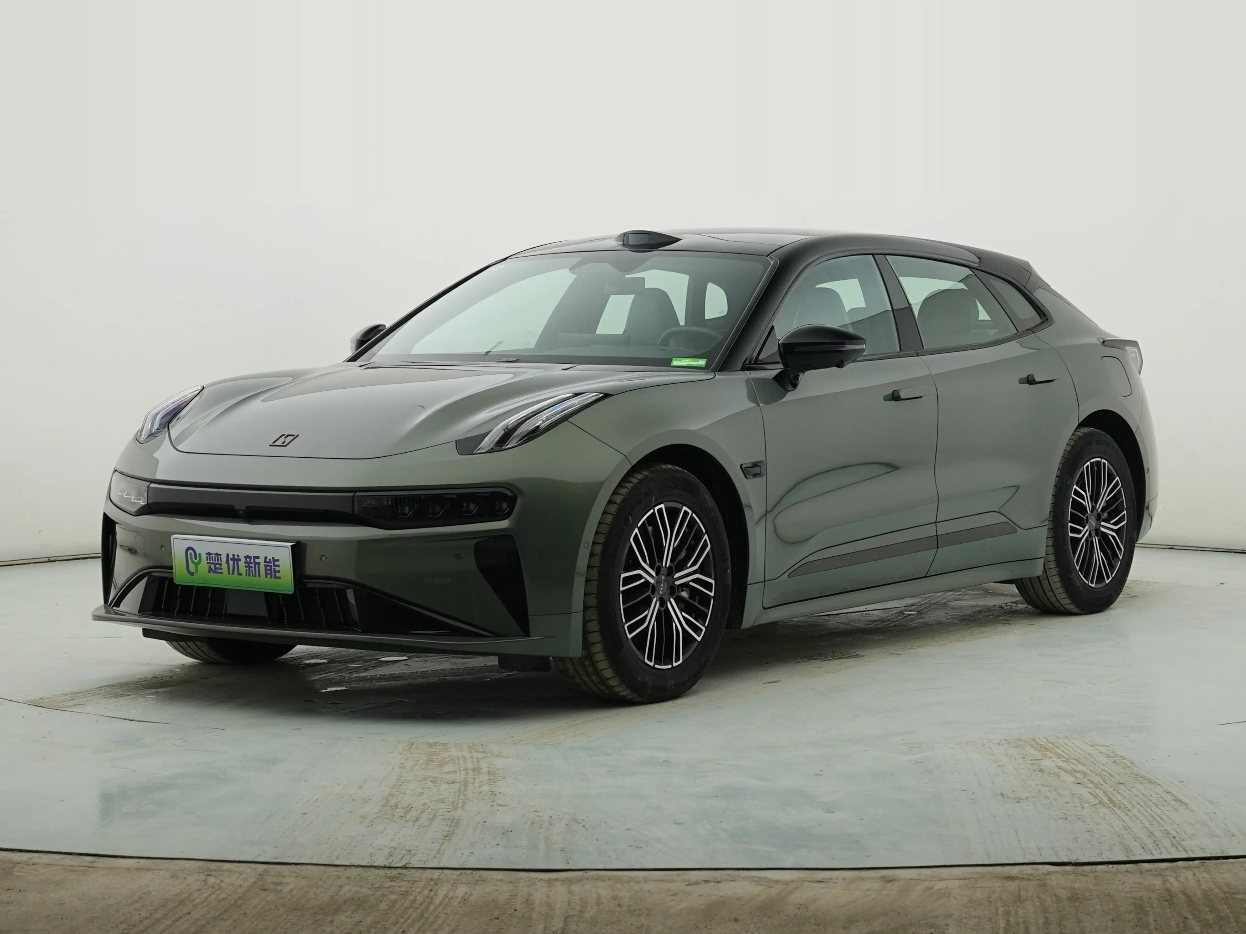 ZEEKR 001  из Китая