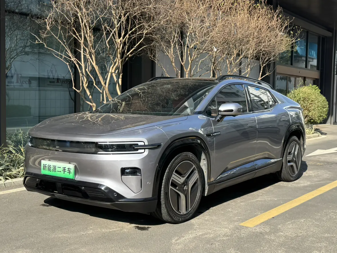 Changan Qiyuan E07  из Китая