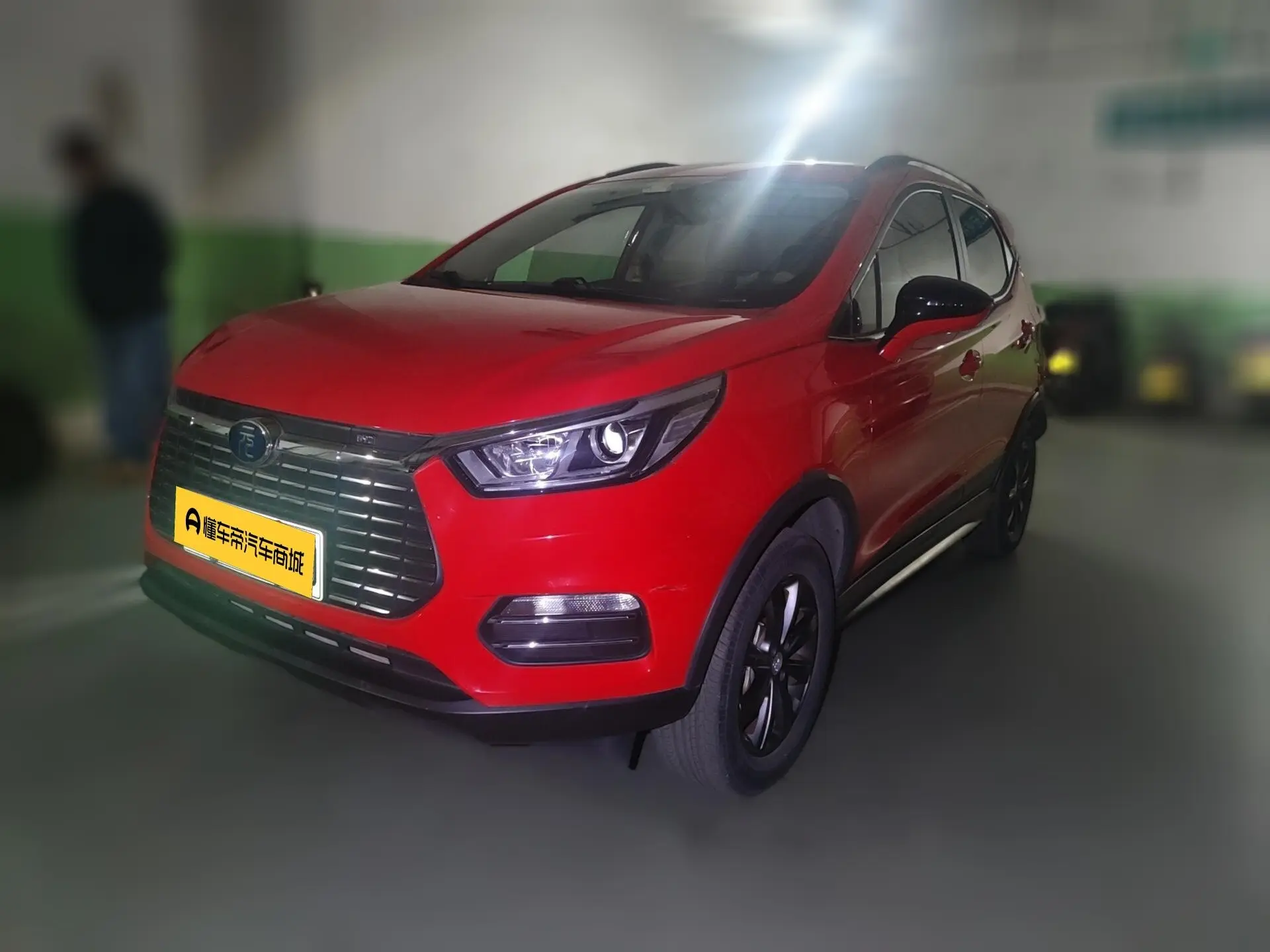 BYD Yuan EV  из Китая