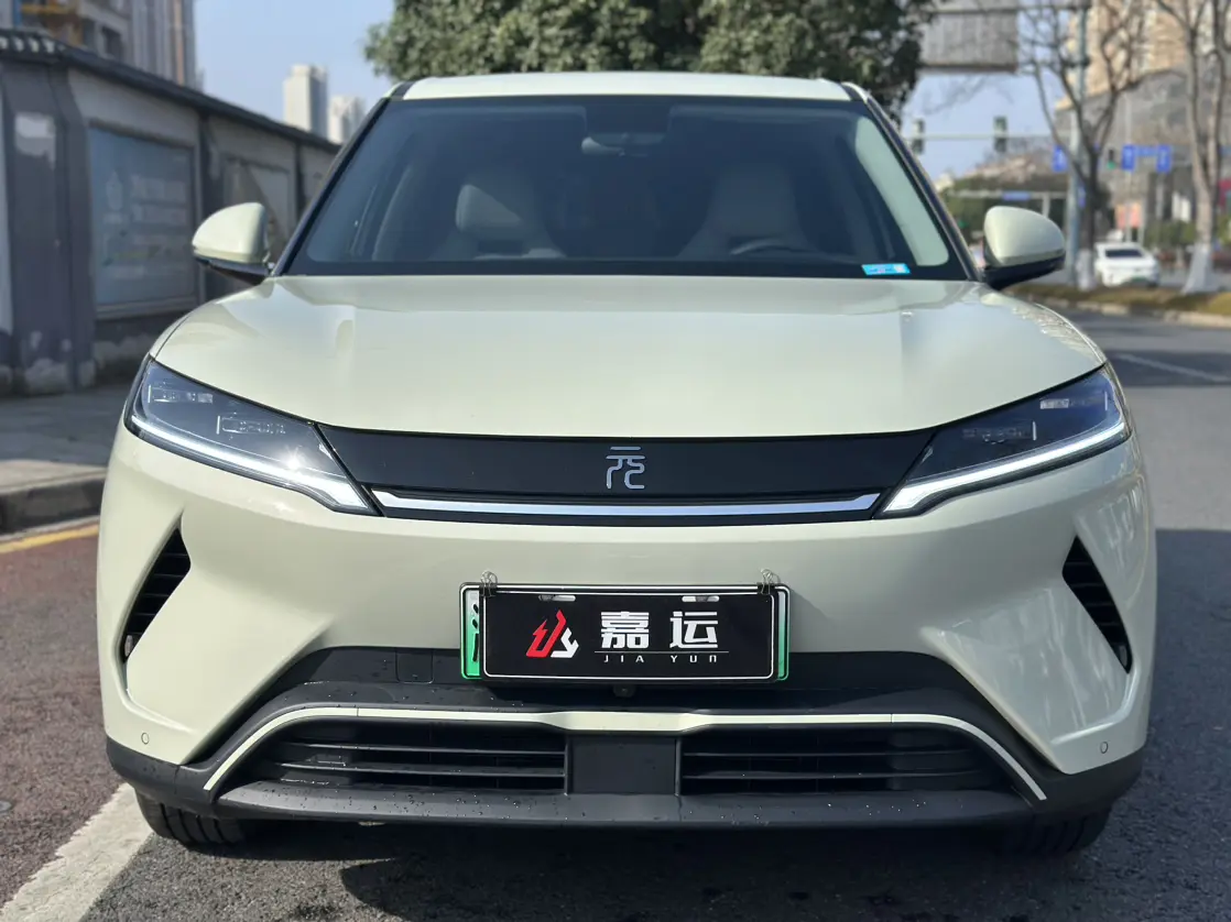 BYD Yuan UP  из Китая