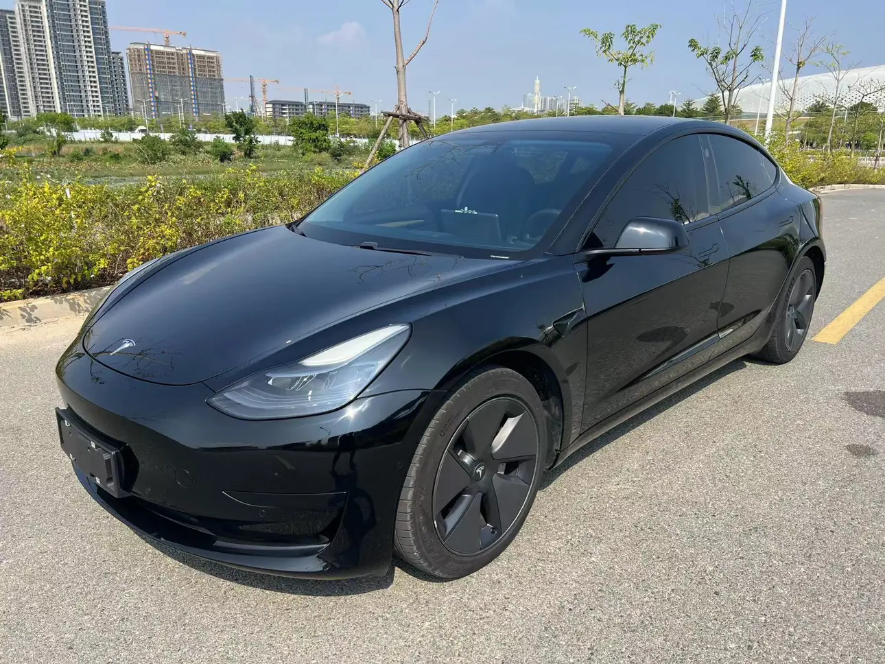 Tesla Model 3  из Китая