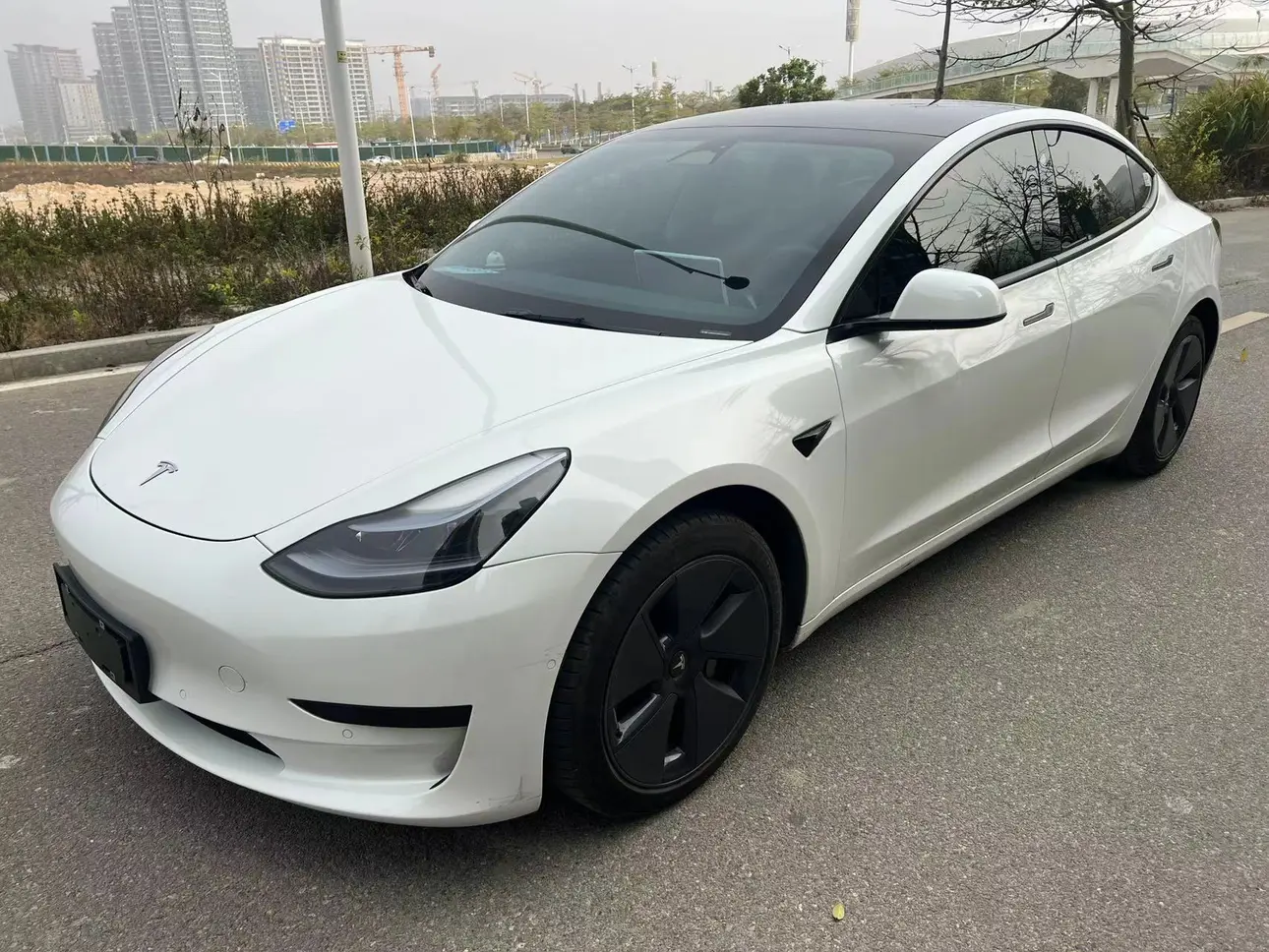 Tesla Model 3  из Китая