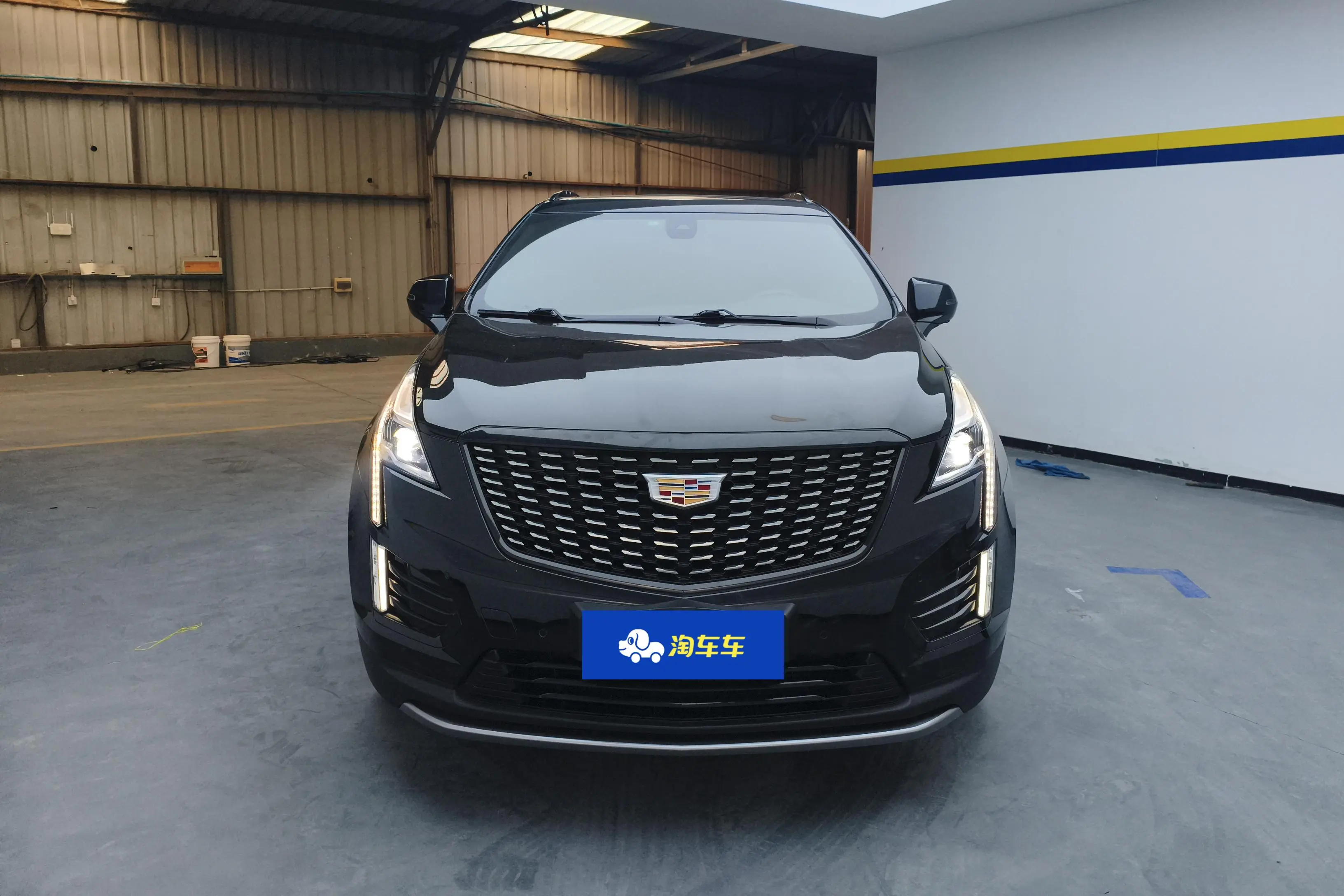 Cadillac XT5  из Китая