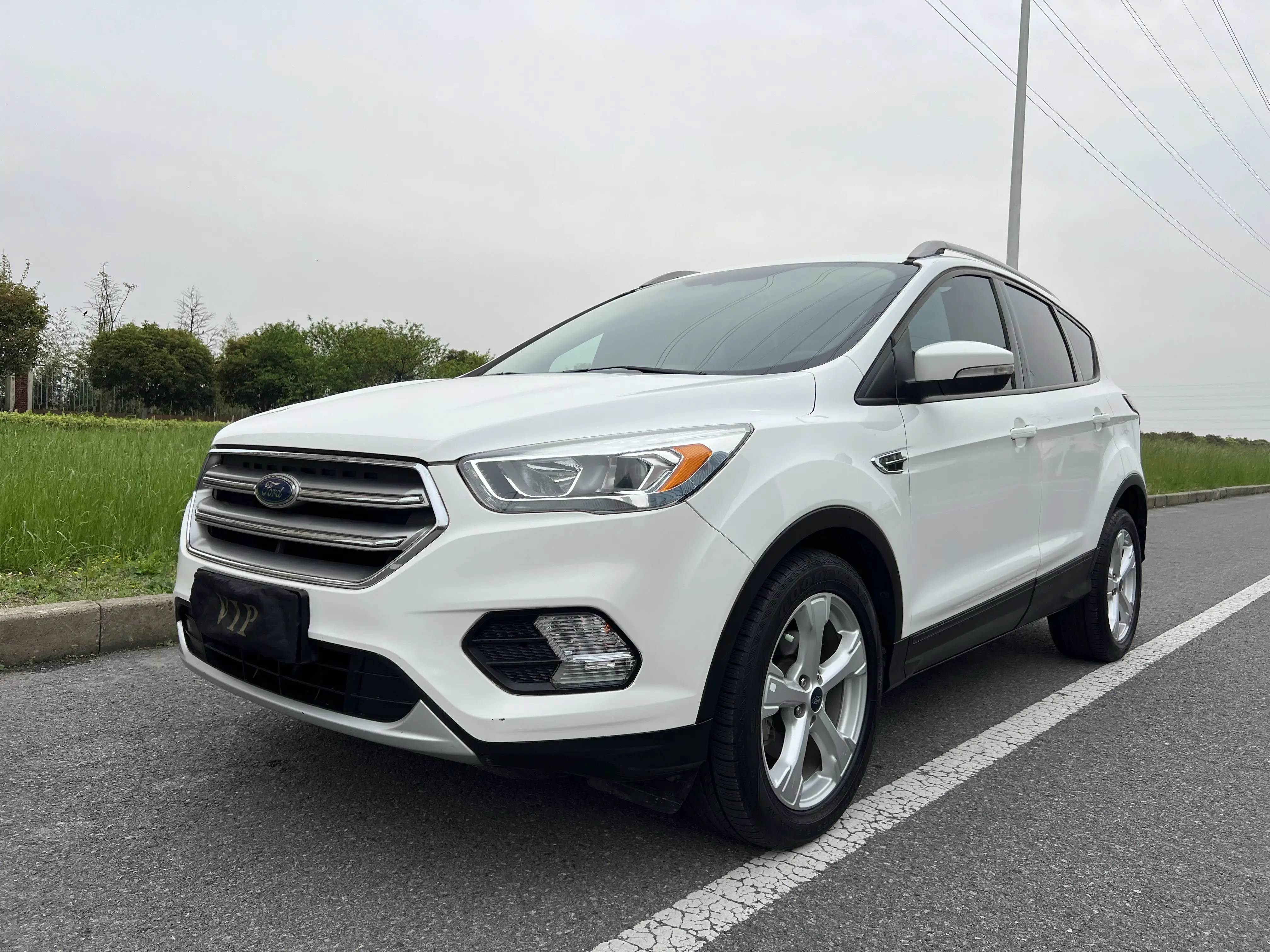 Ford Wing tiger  из Китая