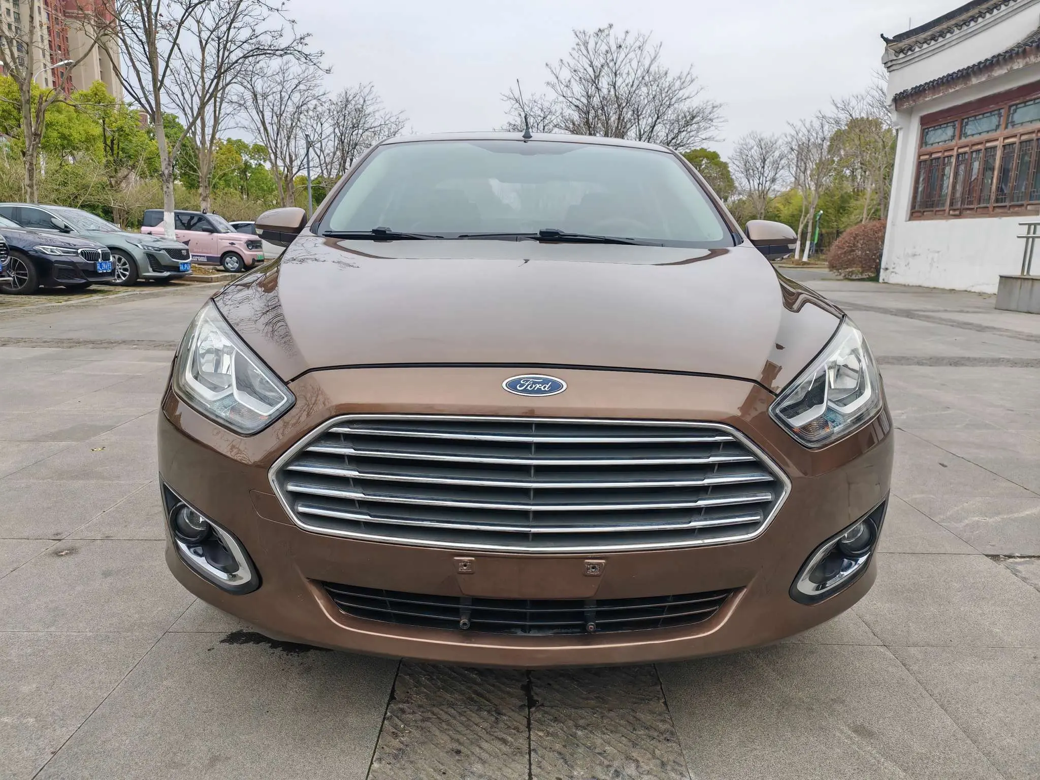 Ford Forrest  из Китая