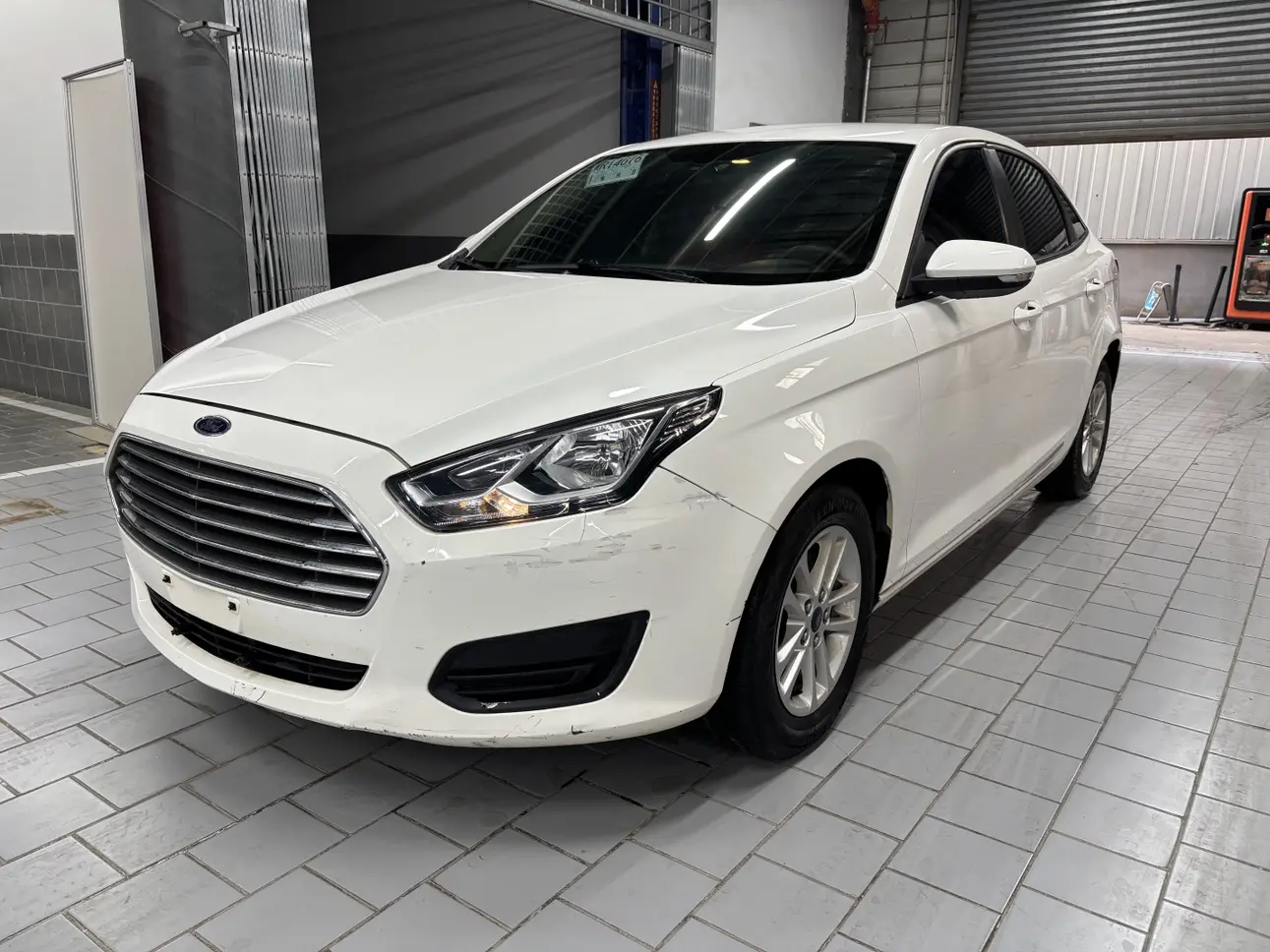 Ford Forrest  из Китая