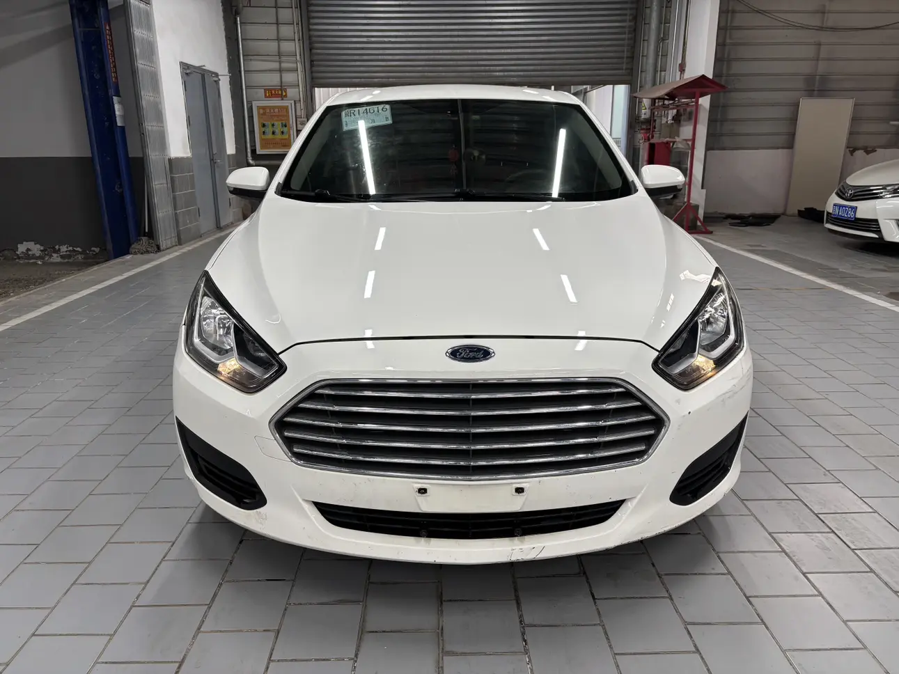 Ford Forrest  из Китая