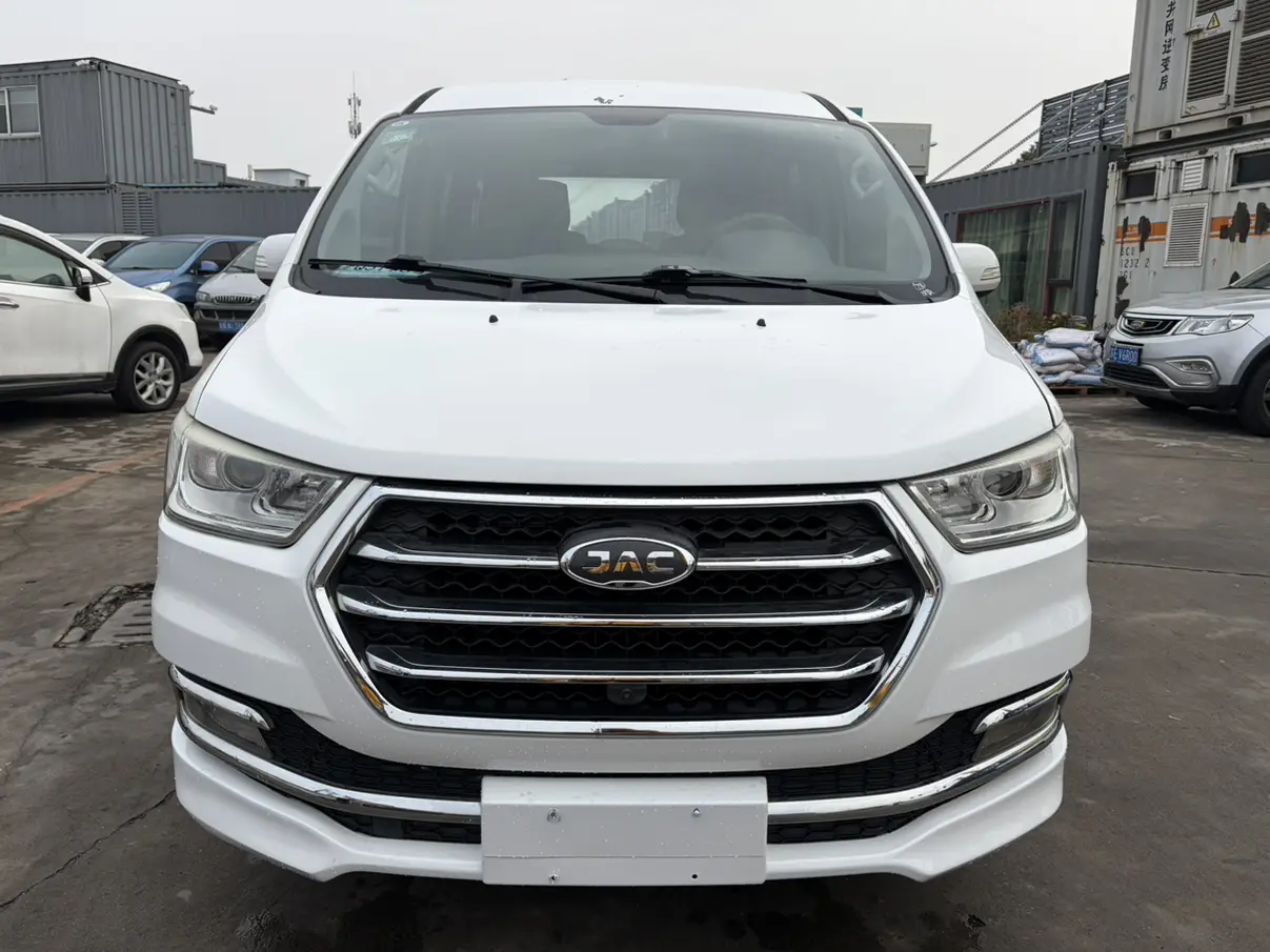 JAC Ruifeng M4  из Китая