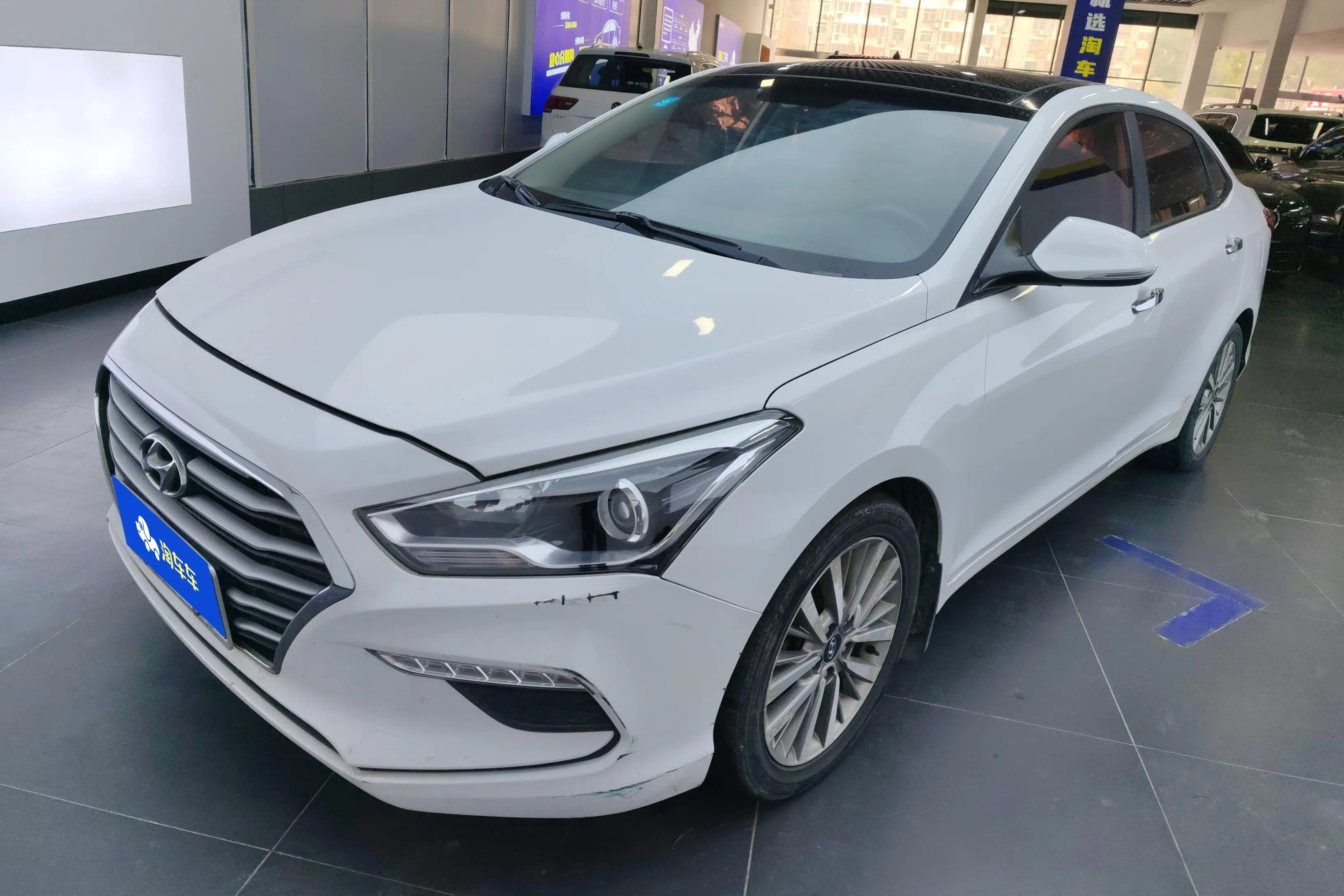 Hyundai Famous pictures  из Китая