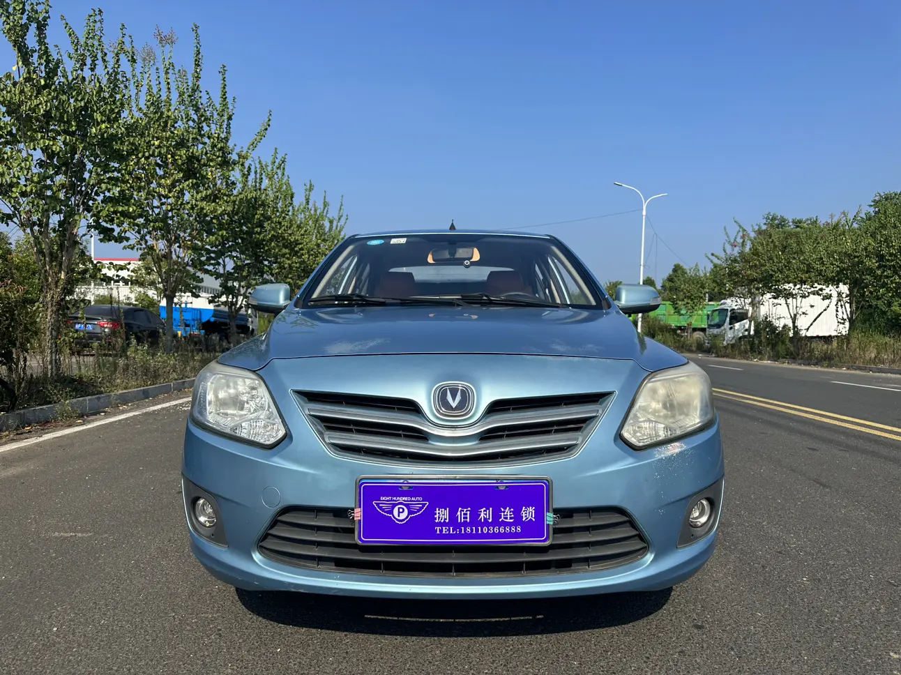 Changan Yuexiang V3  из Китая
