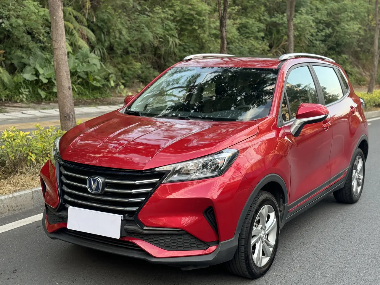 Changan CS15  из Китая
