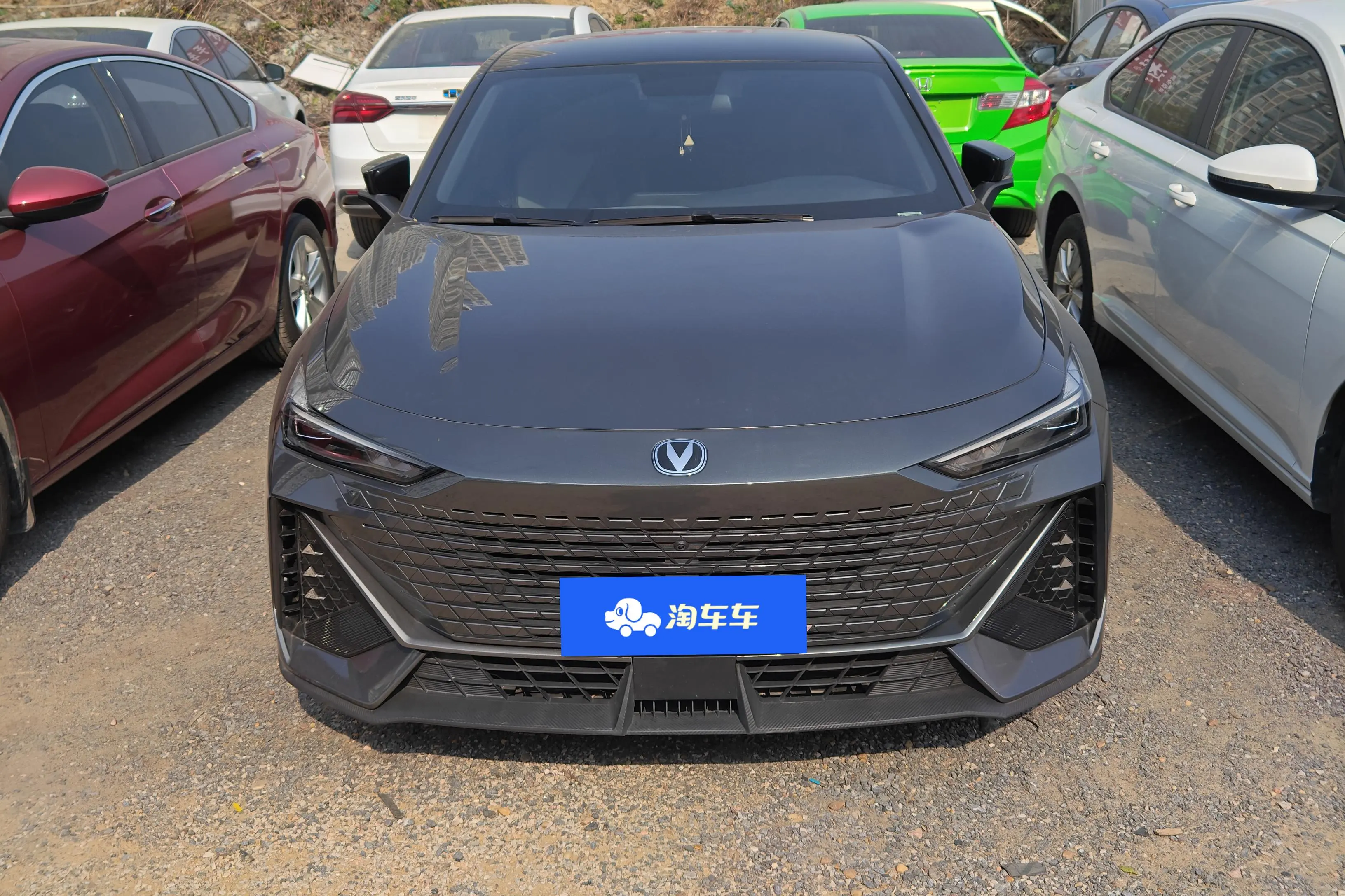 Changan UNI-V  из Китая