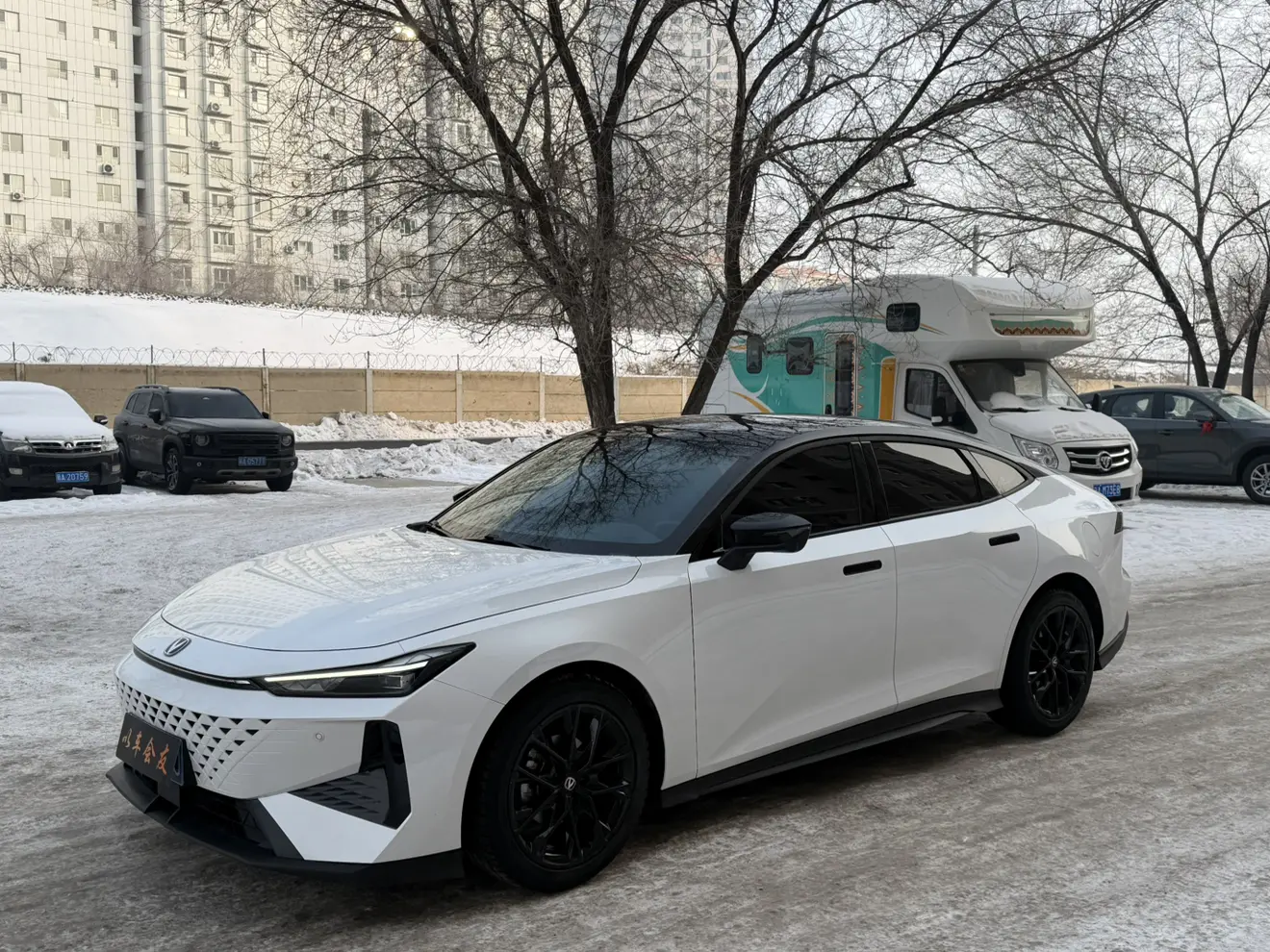 Changan UNI-V  из Китая