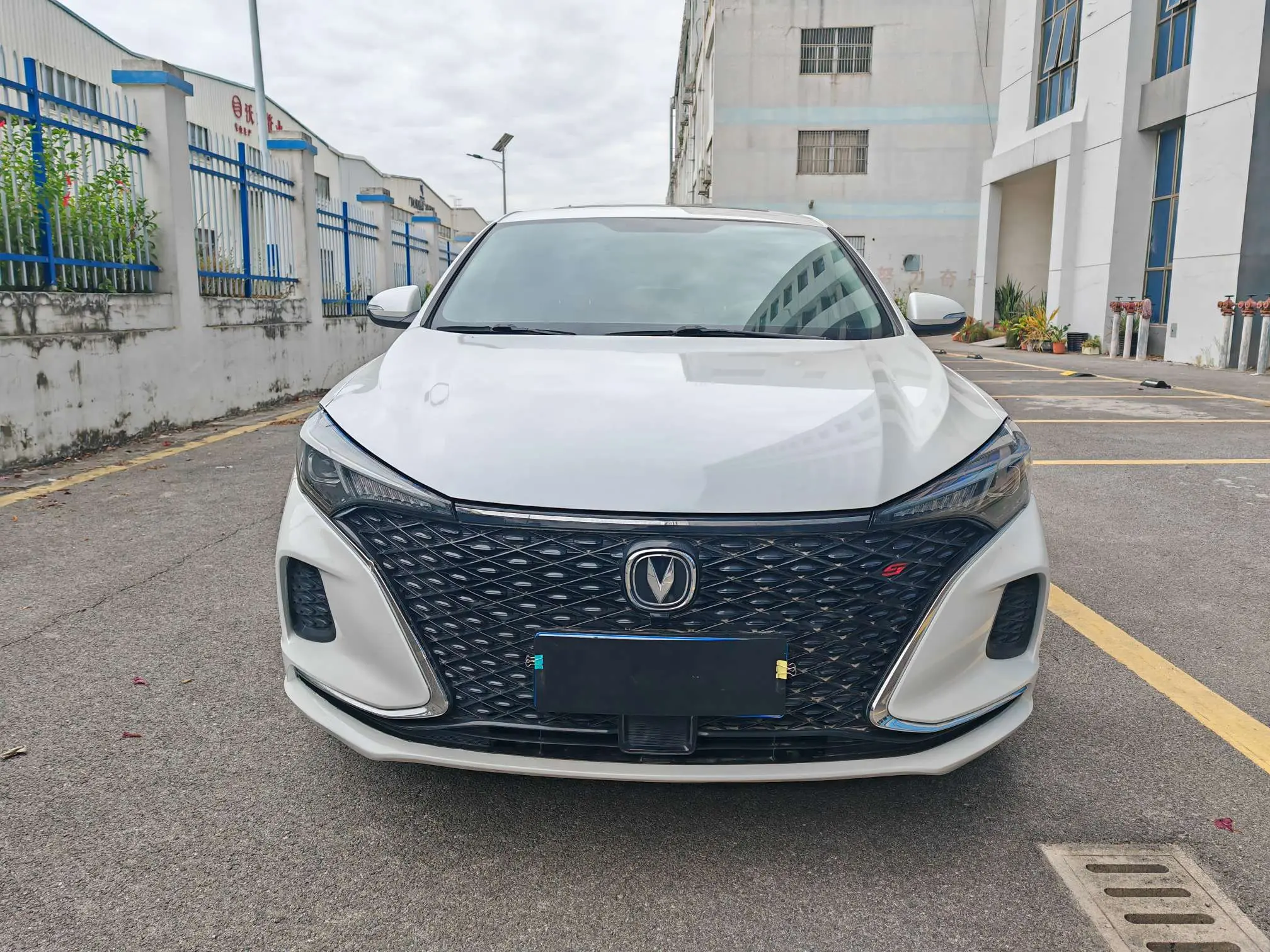 Changan Escape  из Китая