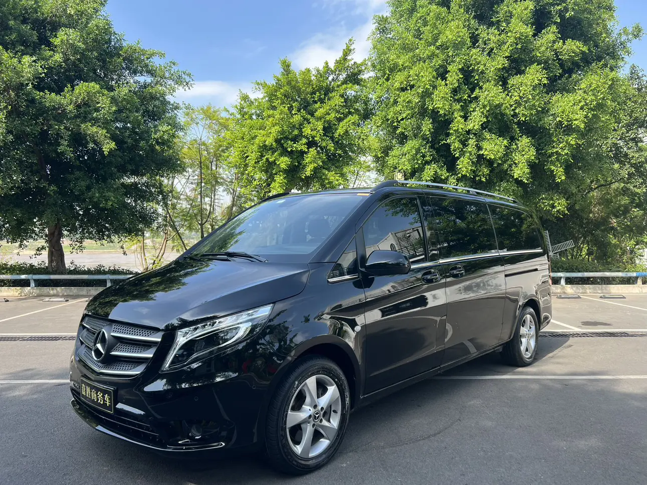 Mercedes-Benz Vito  из Китая