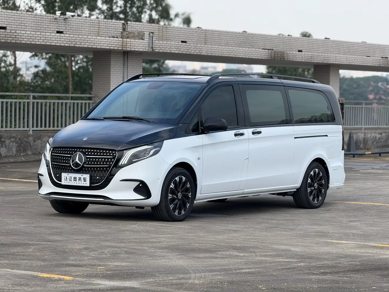 Mercedes-Benz Vito  из Китая