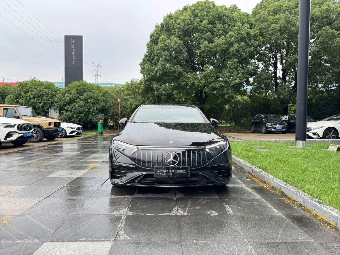 Mercedes-Benz EQS AMG  из Китая