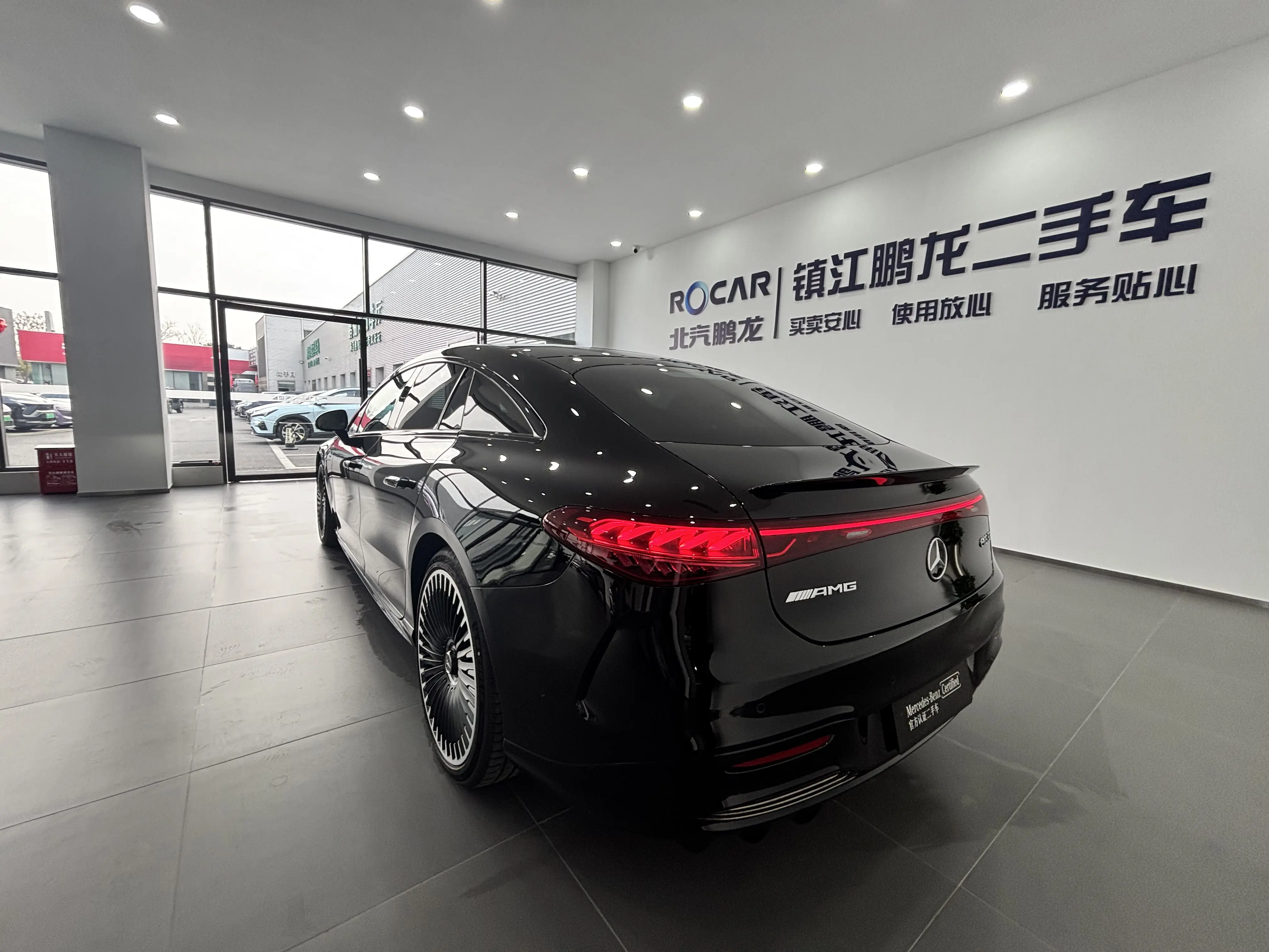 Mercedes-Benz EQS AMG  из Китая