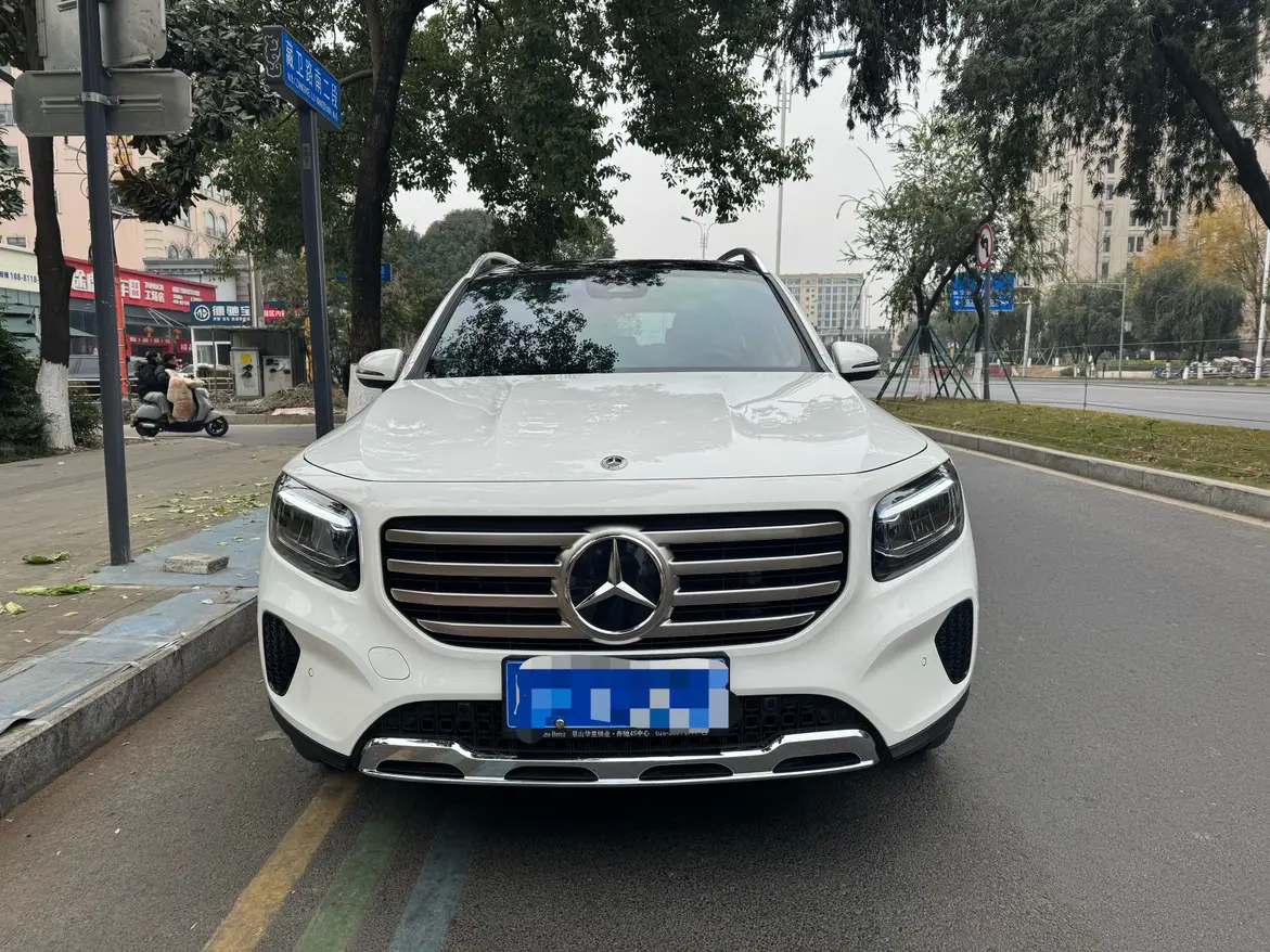 Mercedes-Benz GLB  из Китая