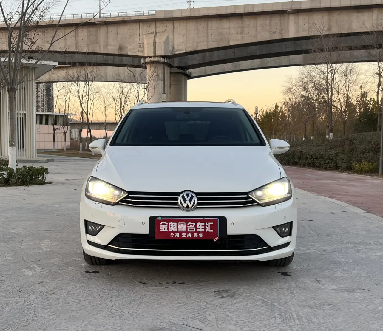 Volkswagen Golf  из Китая