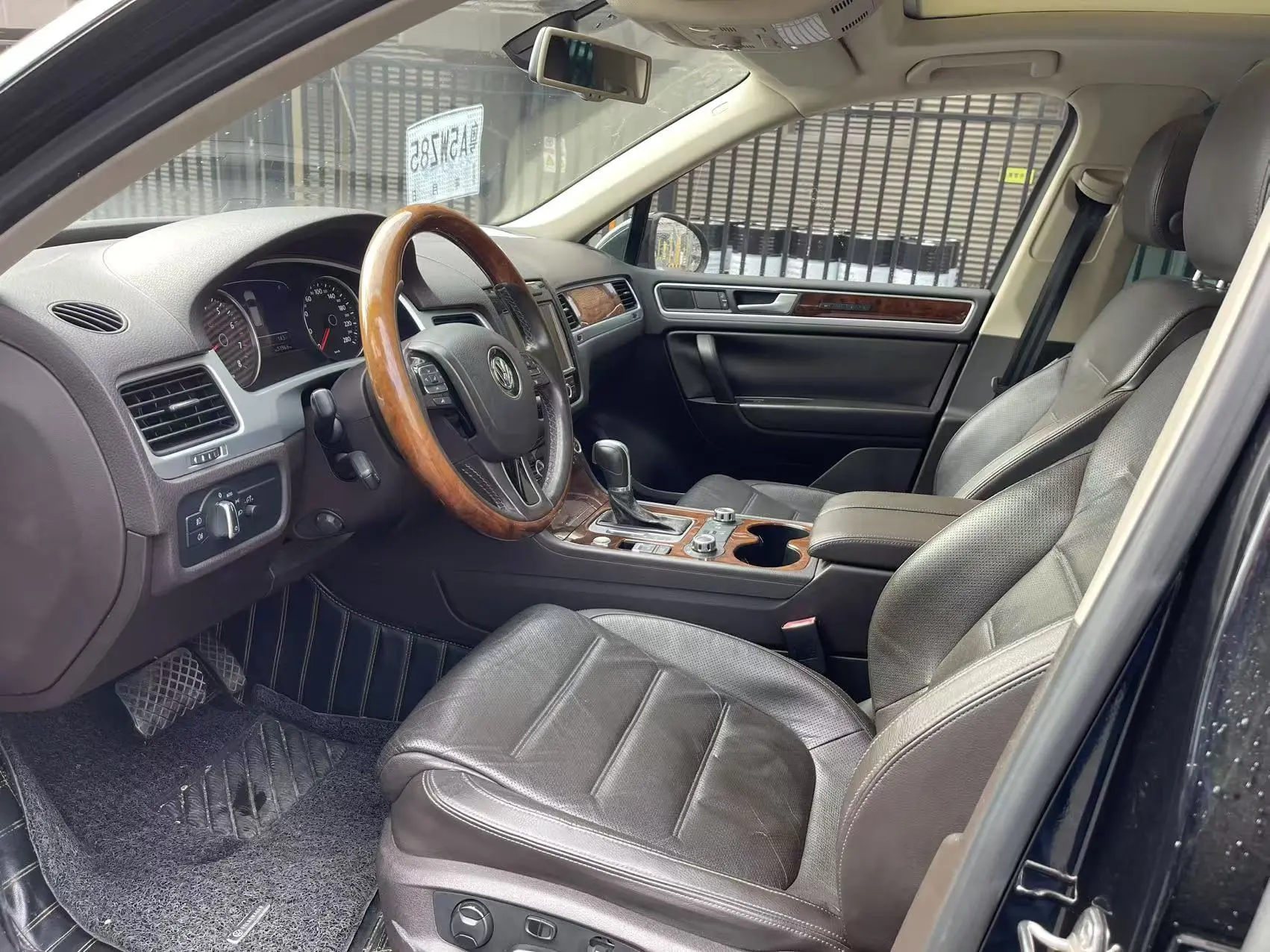 Volkswagen Touareg  из Китая